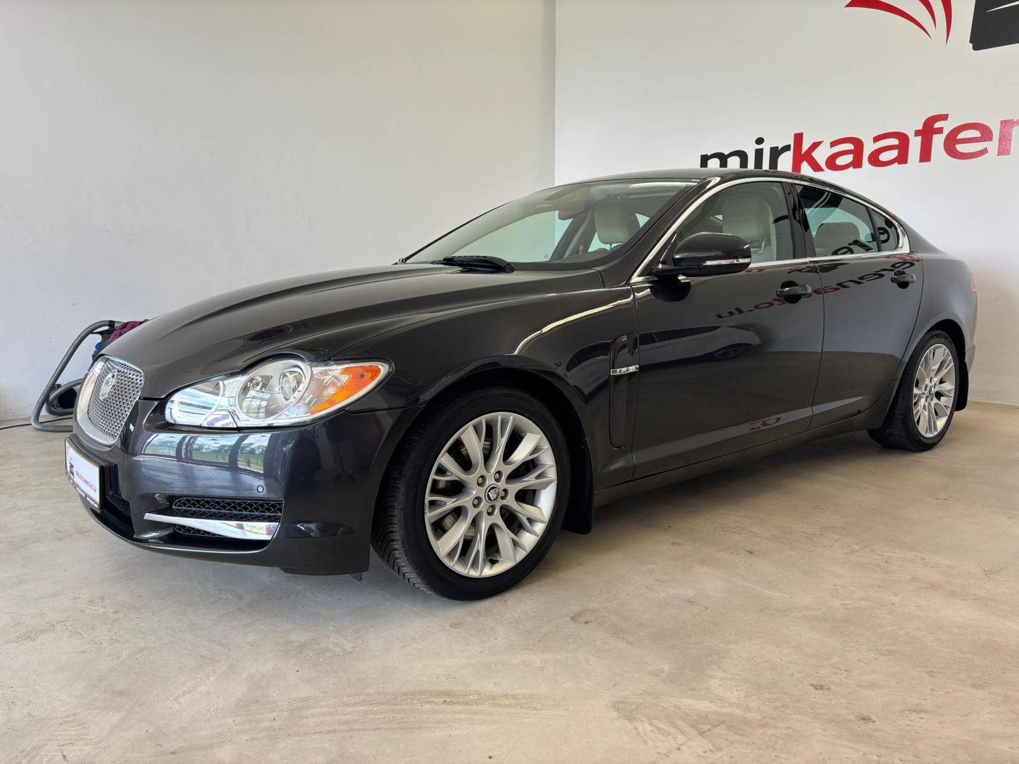 Jaguar XF 3.0 V6 Diesel Premium Luxury (2011) - Photo 3