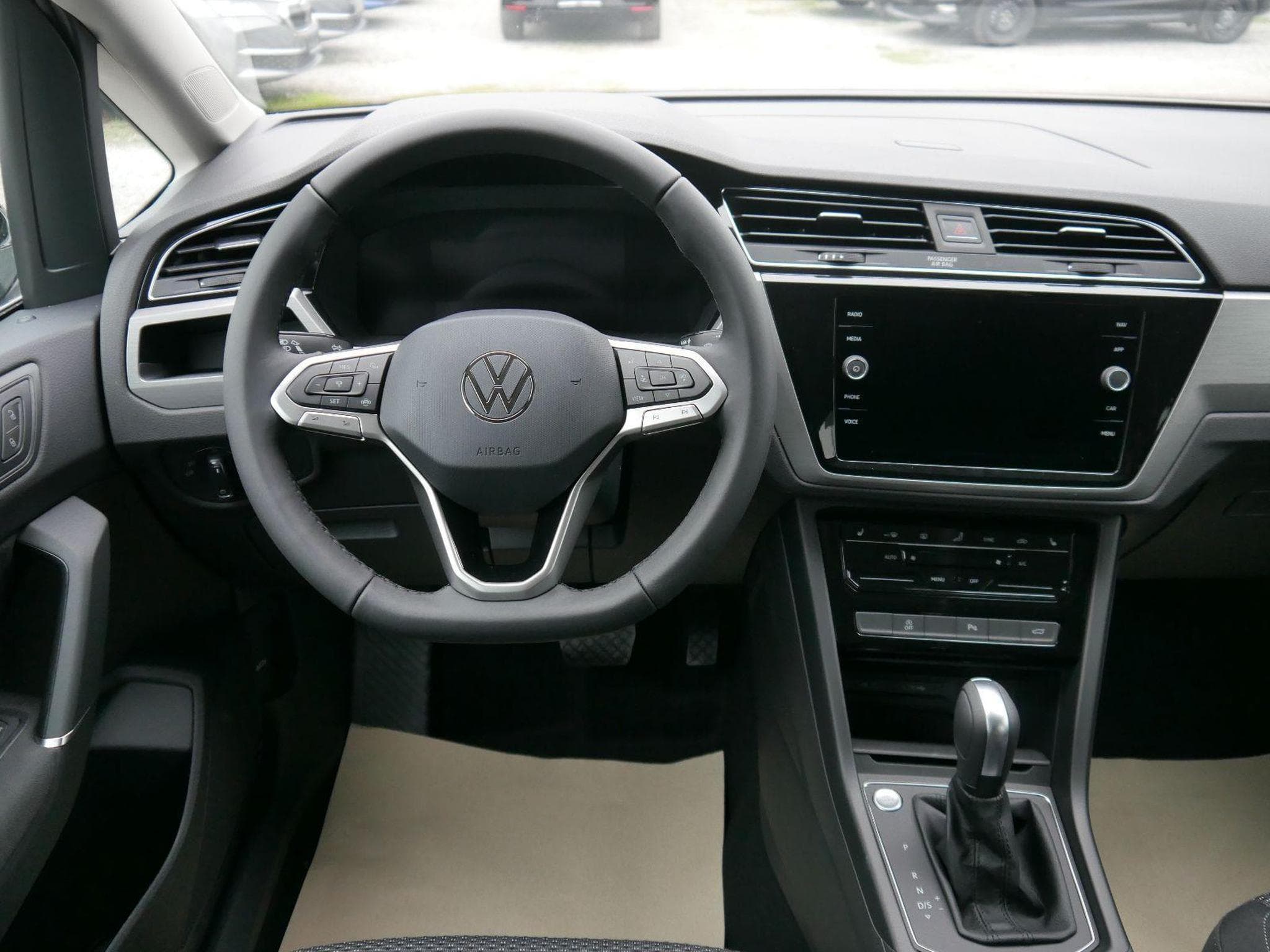 VW Touran Comfortline (2026) - Photo 13