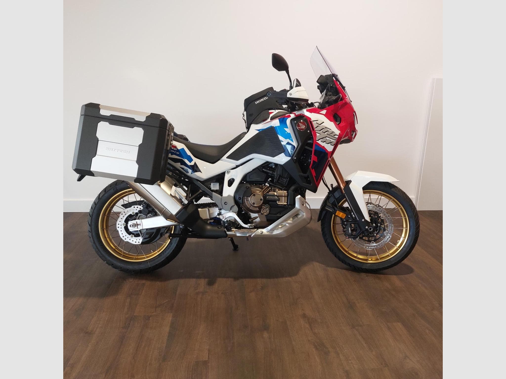 Honda Africa Twin CRF 1100 ADV-Sport DCT Tri-color (2026) - Photo 1