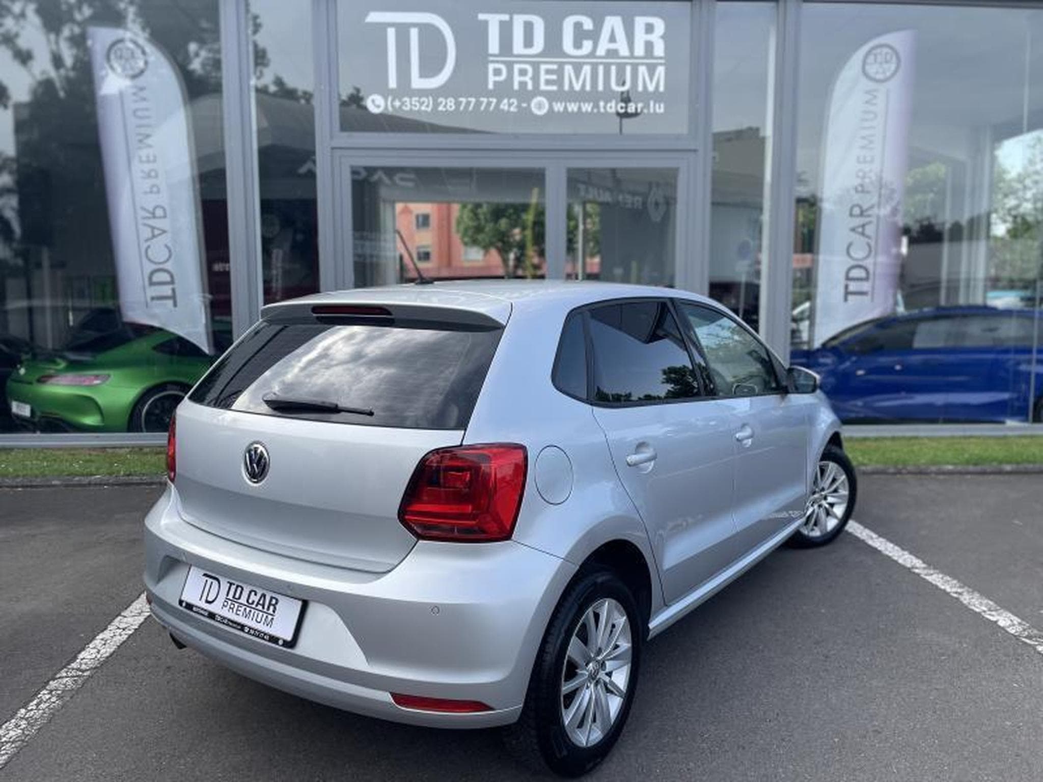 VW Polo 1.4 Tdi 90 Comfortline (2015) - Photo 15