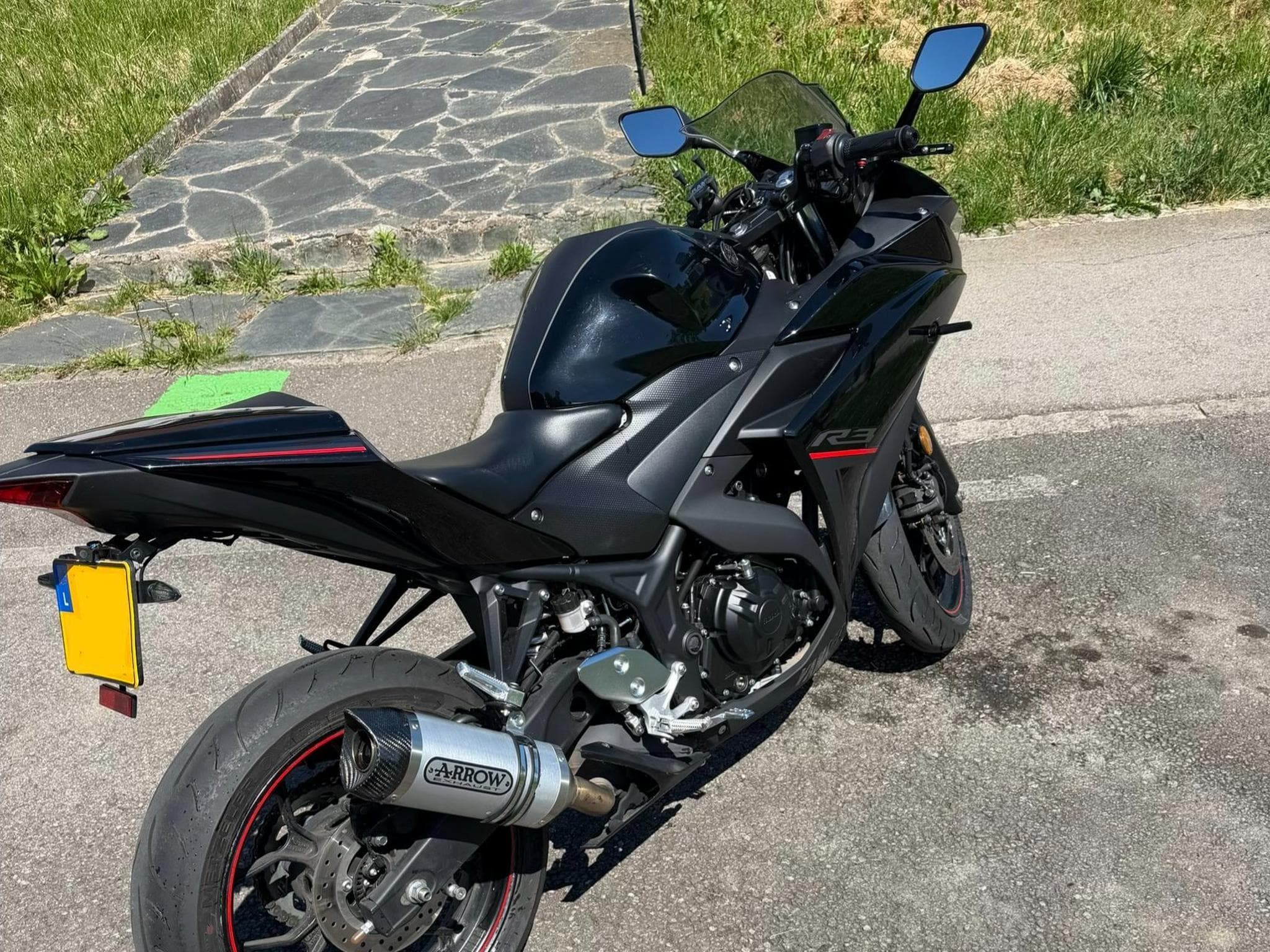 Yamaha YZF-R3 (2018) - Photo 3