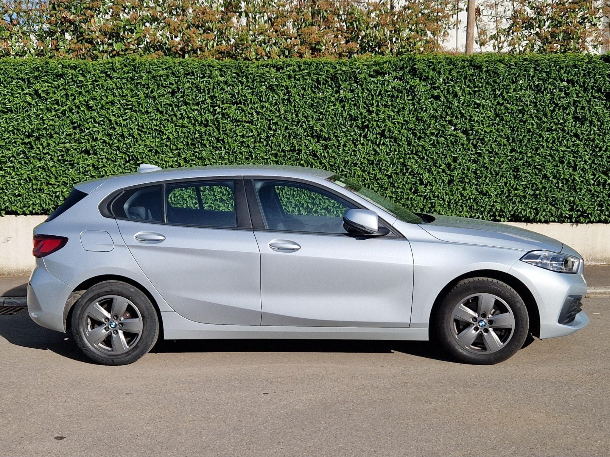 BMW 118 iA DKG7 Toutes Options (2021) - Photo 4