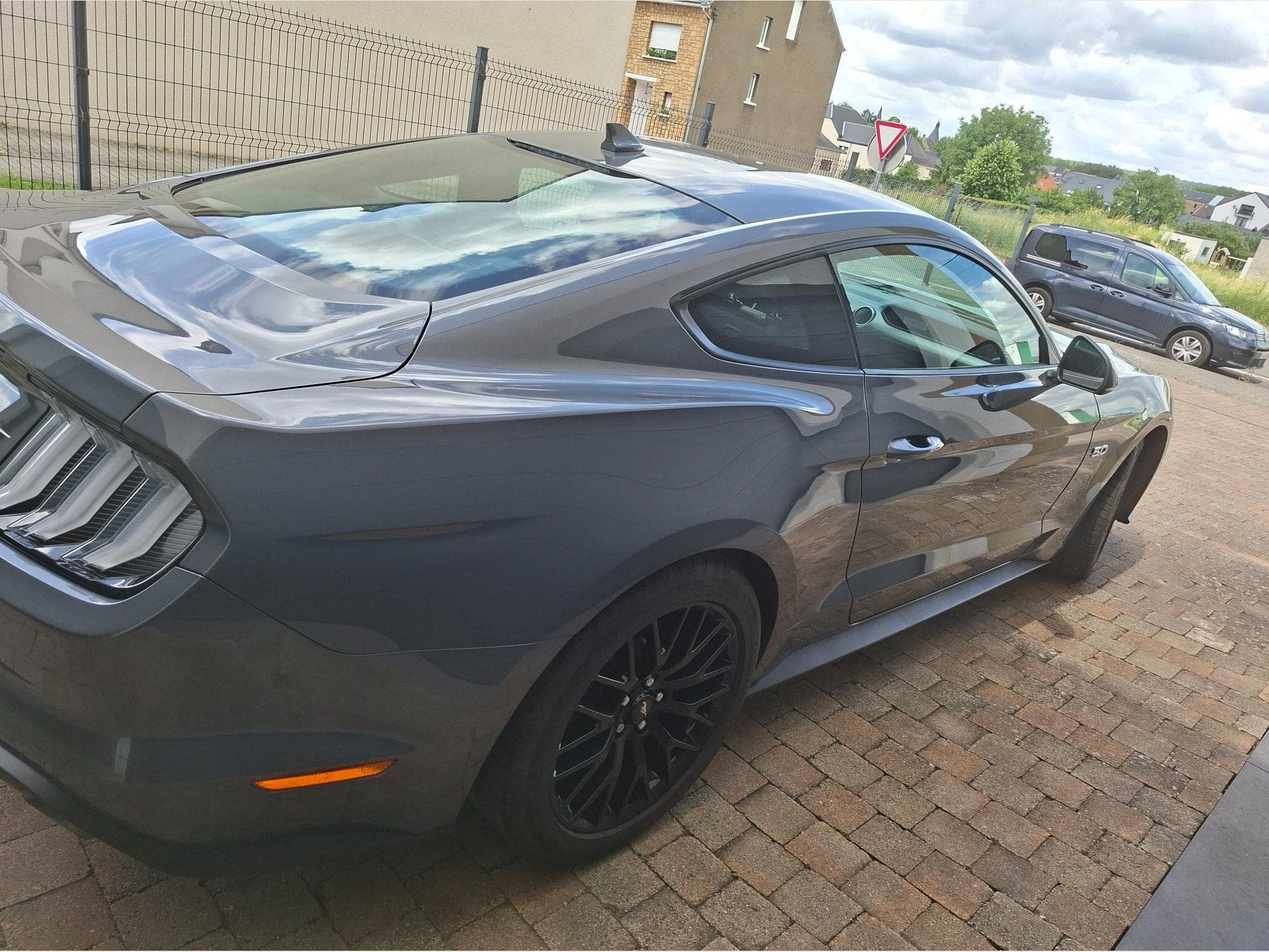 Ford Mustang V8 (2021) - Photo 4