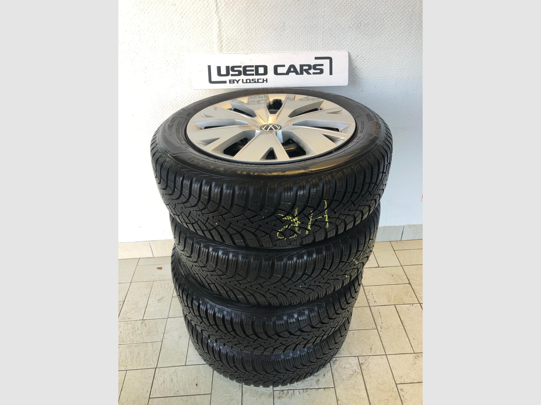 Jantes acier + Pneus – 16" - Photo 1