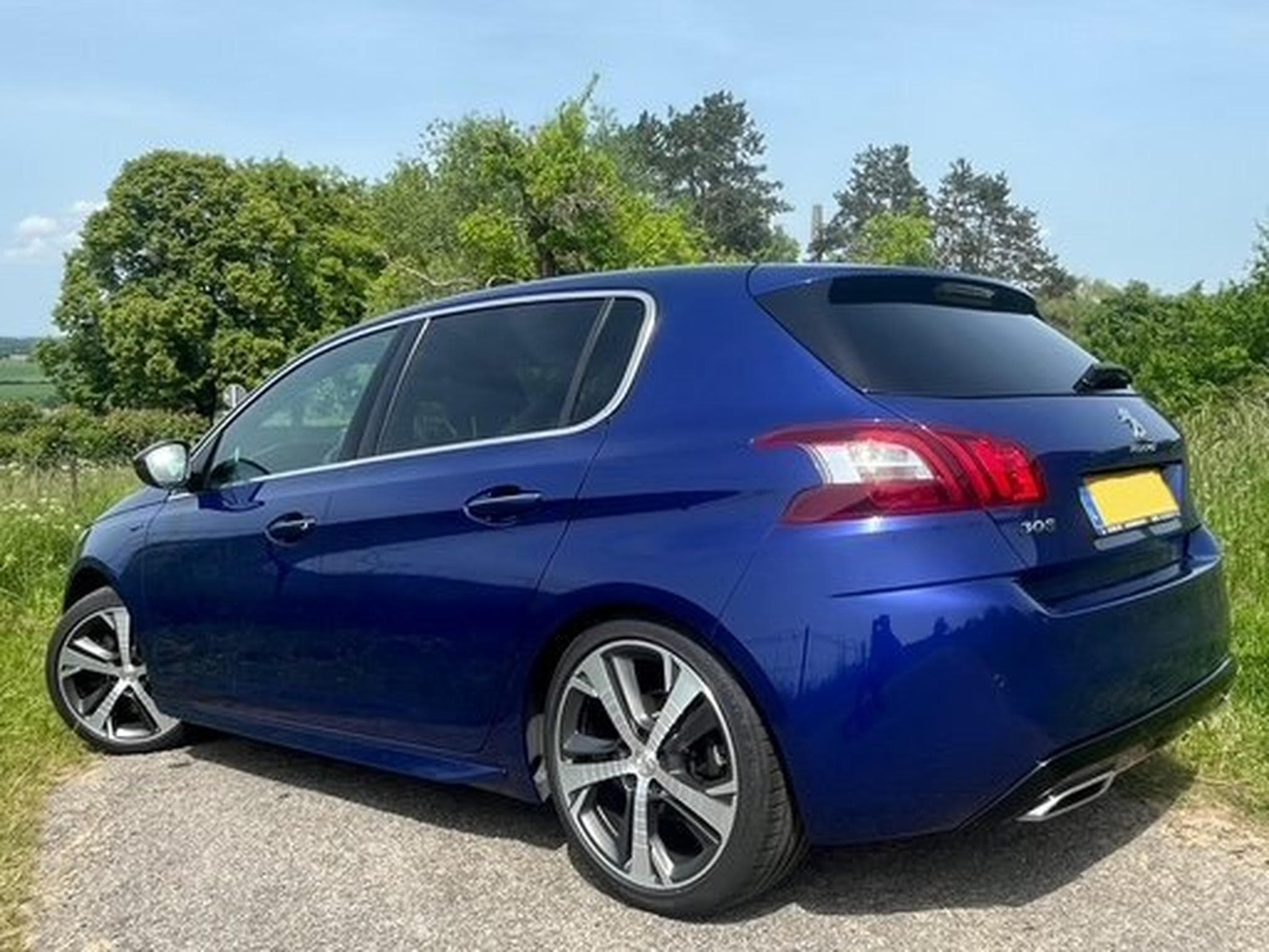 Peugeot 308 GT Manual/Handschalter 205CH/PS (2015) - Photo 1
