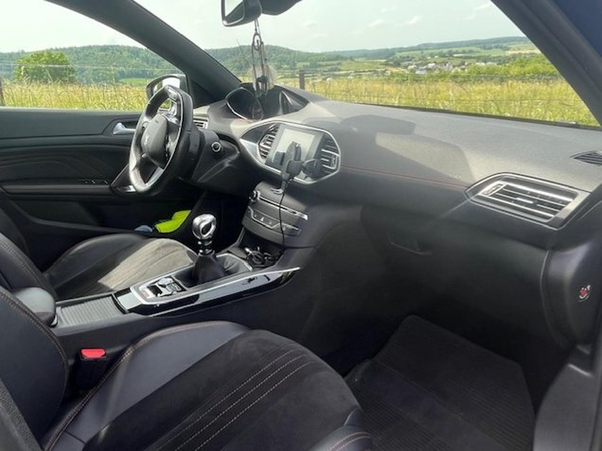 Peugeot 308 GT Manual/Handschalter 205CH/PS (2015) - Photo 4