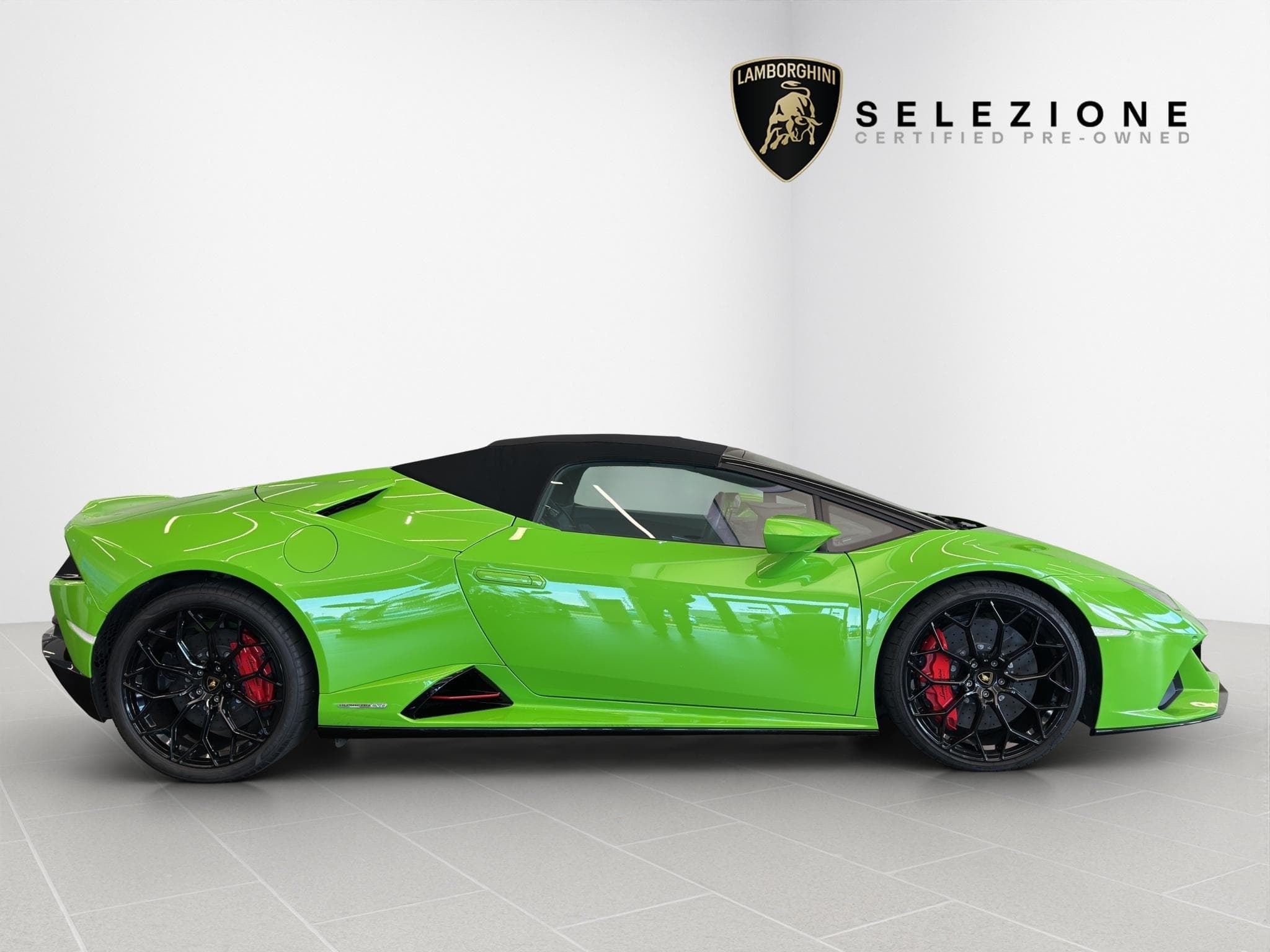 Lamborghini Huracán Evo Spyder (2021) - Photo 2