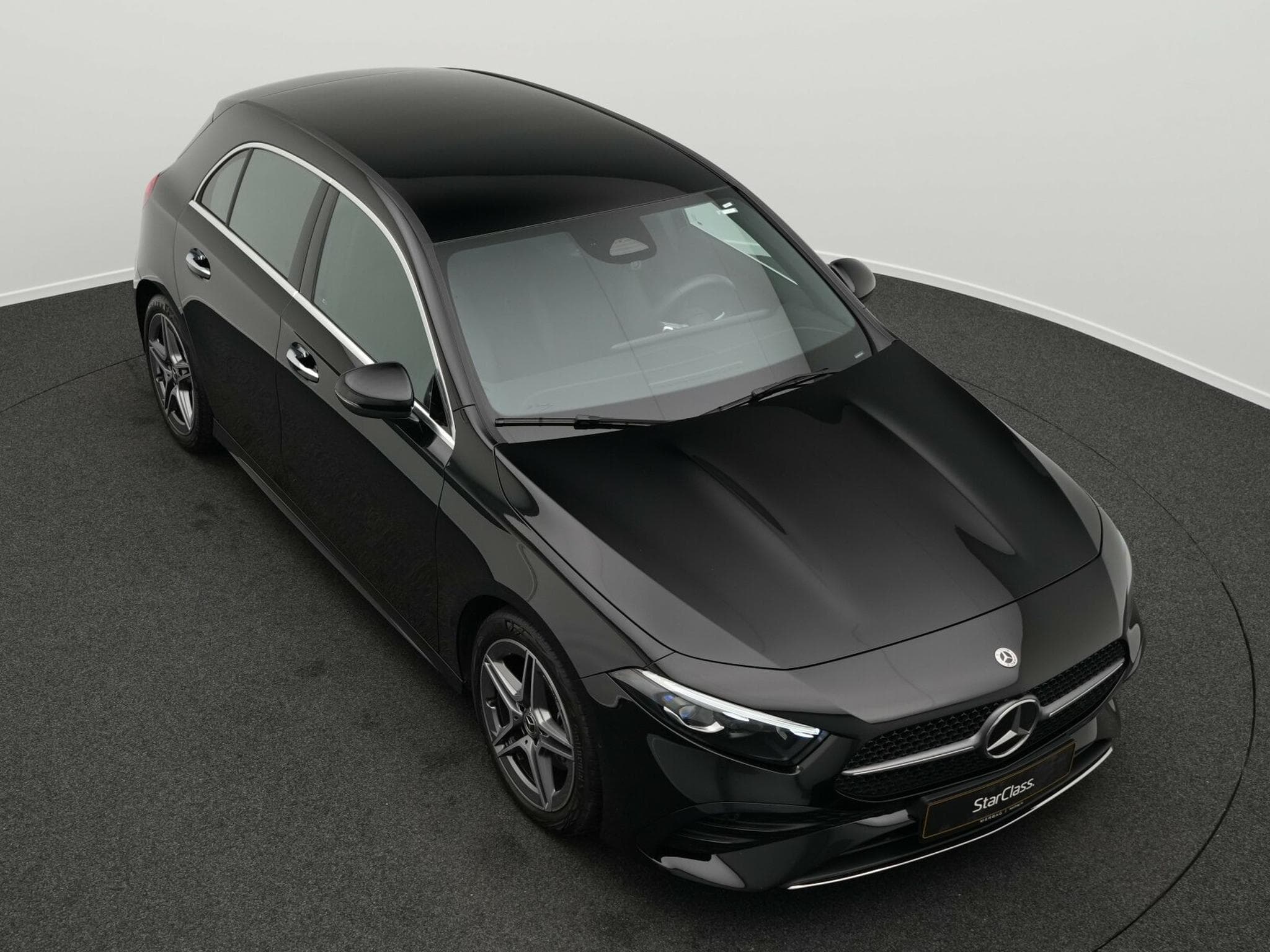 Mercedes A 200 d AMG-Line Multi+Kamera+Ambi (2024) - Photo 10