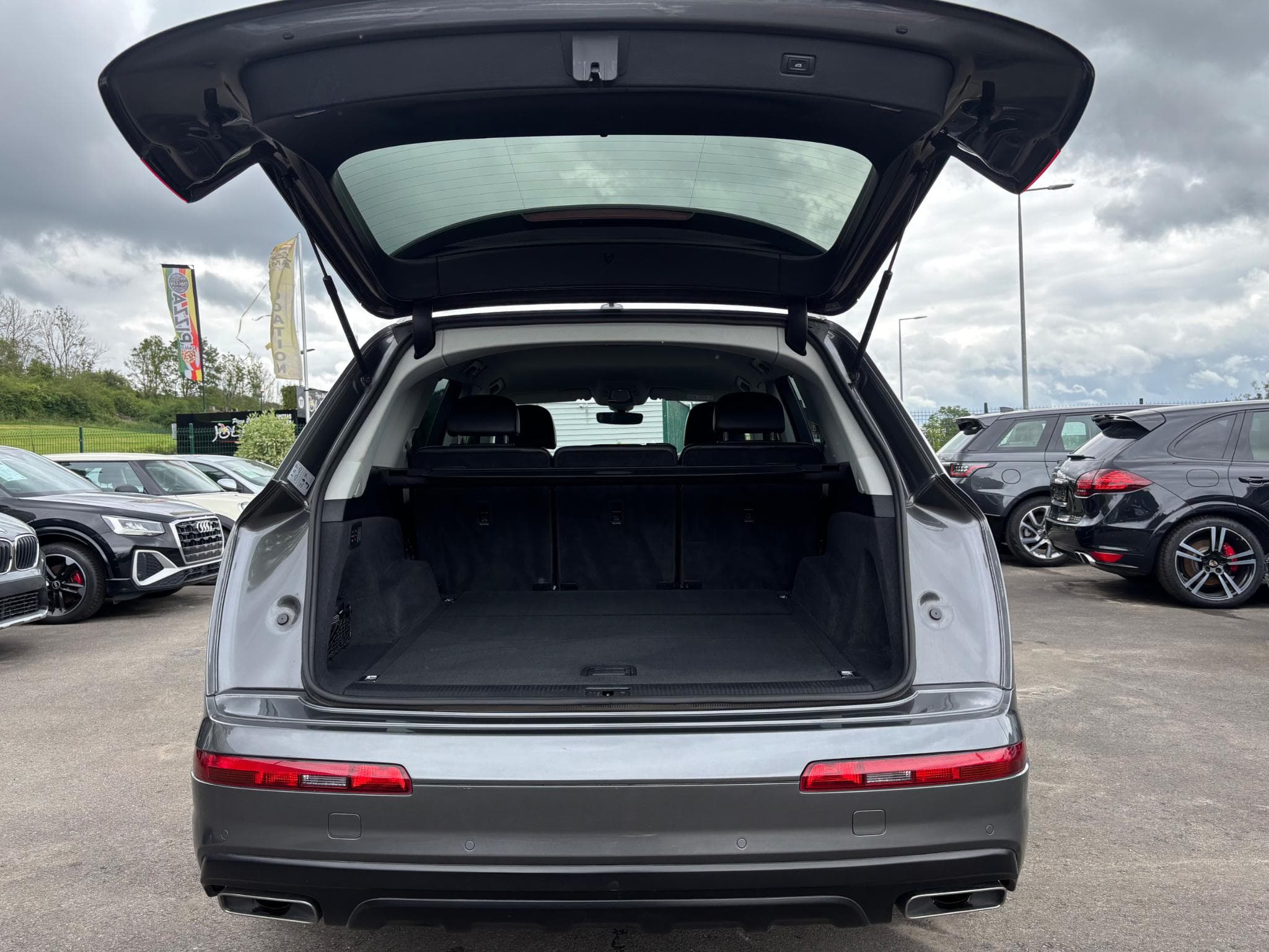 Audi Q7 45 TDI 231ch Quattro (2019) - Photo 14