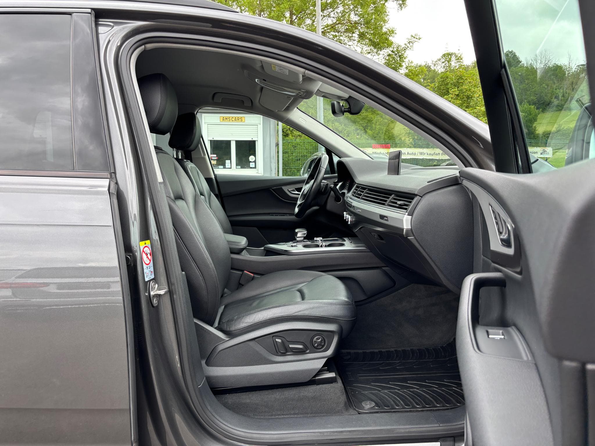 Audi Q7 45 TDI 231ch Quattro (2019) - Photo 10
