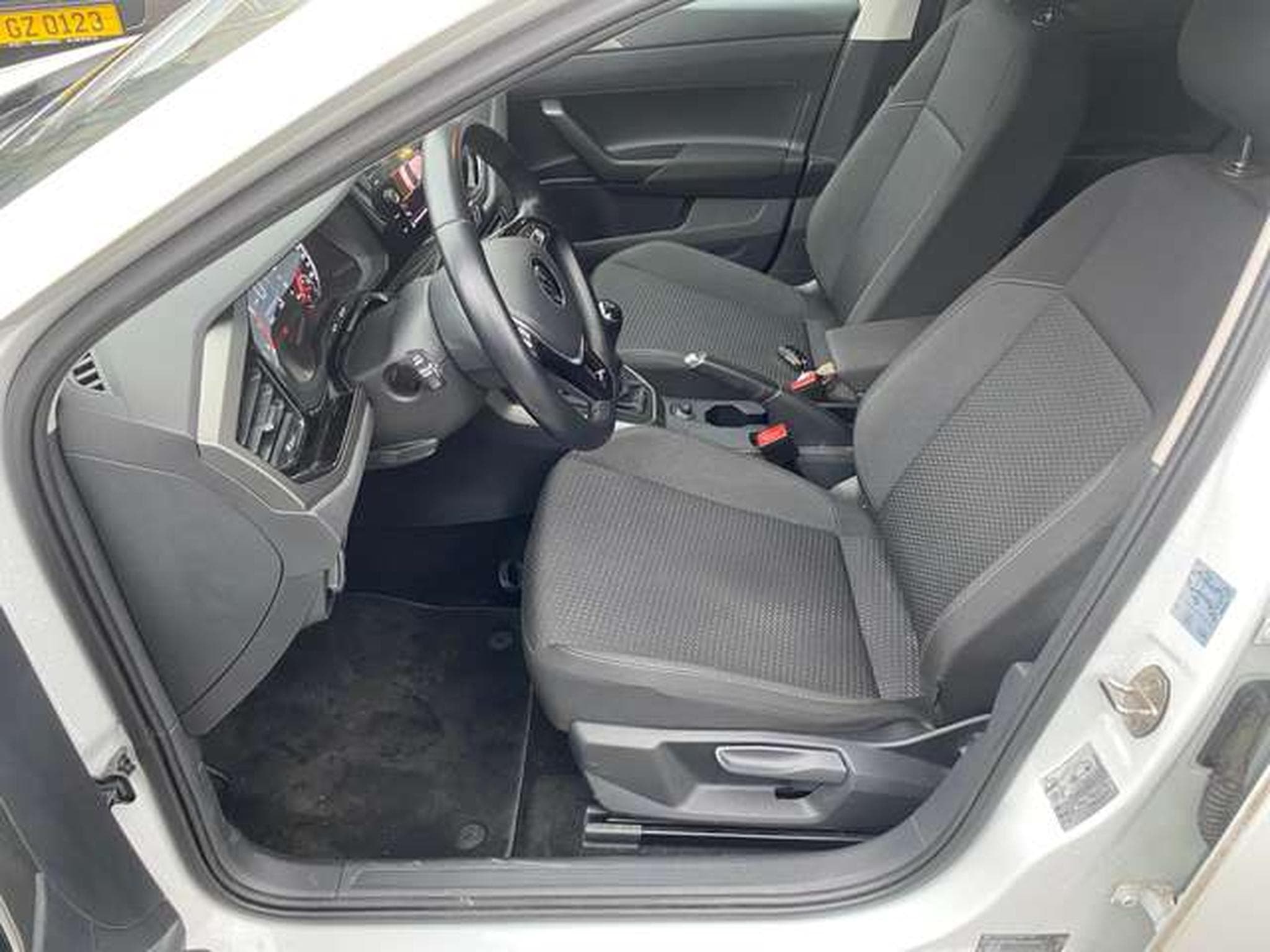 VW Polo Polo 1.0 TSI R-Line - JUSQU'A 48 MOIS DE GARANTIE (2021) - Photo 10