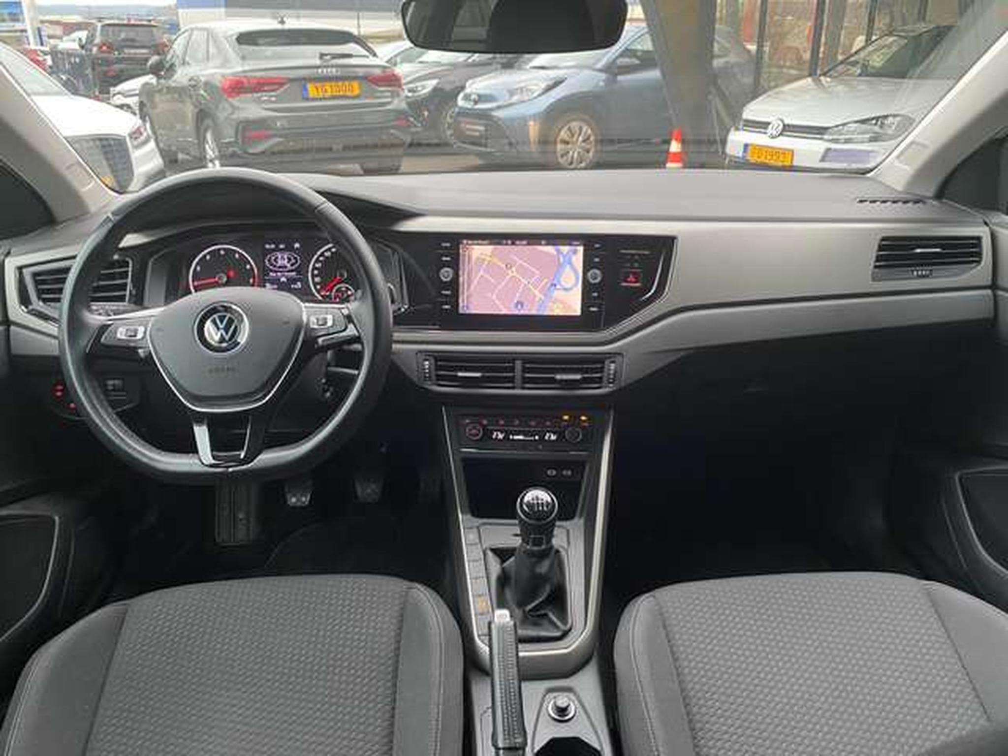 VW Polo Polo 1.0 TSI R-Line - JUSQU'A 48 MOIS DE GARANTIE (2021) - Photo 16