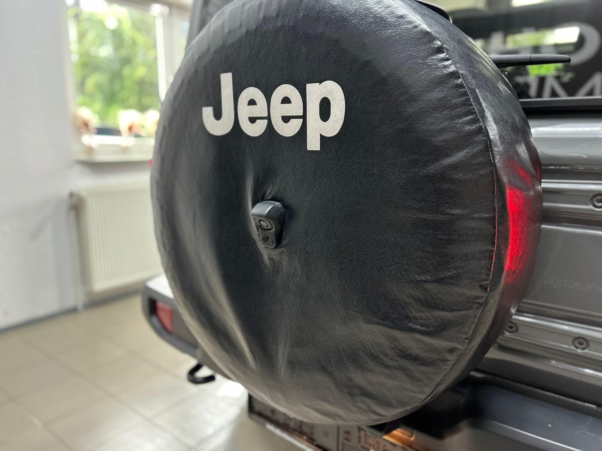 Jeep Wrangler 2 L TURBO RUBICON 270 Ps (2021) - Photo 11