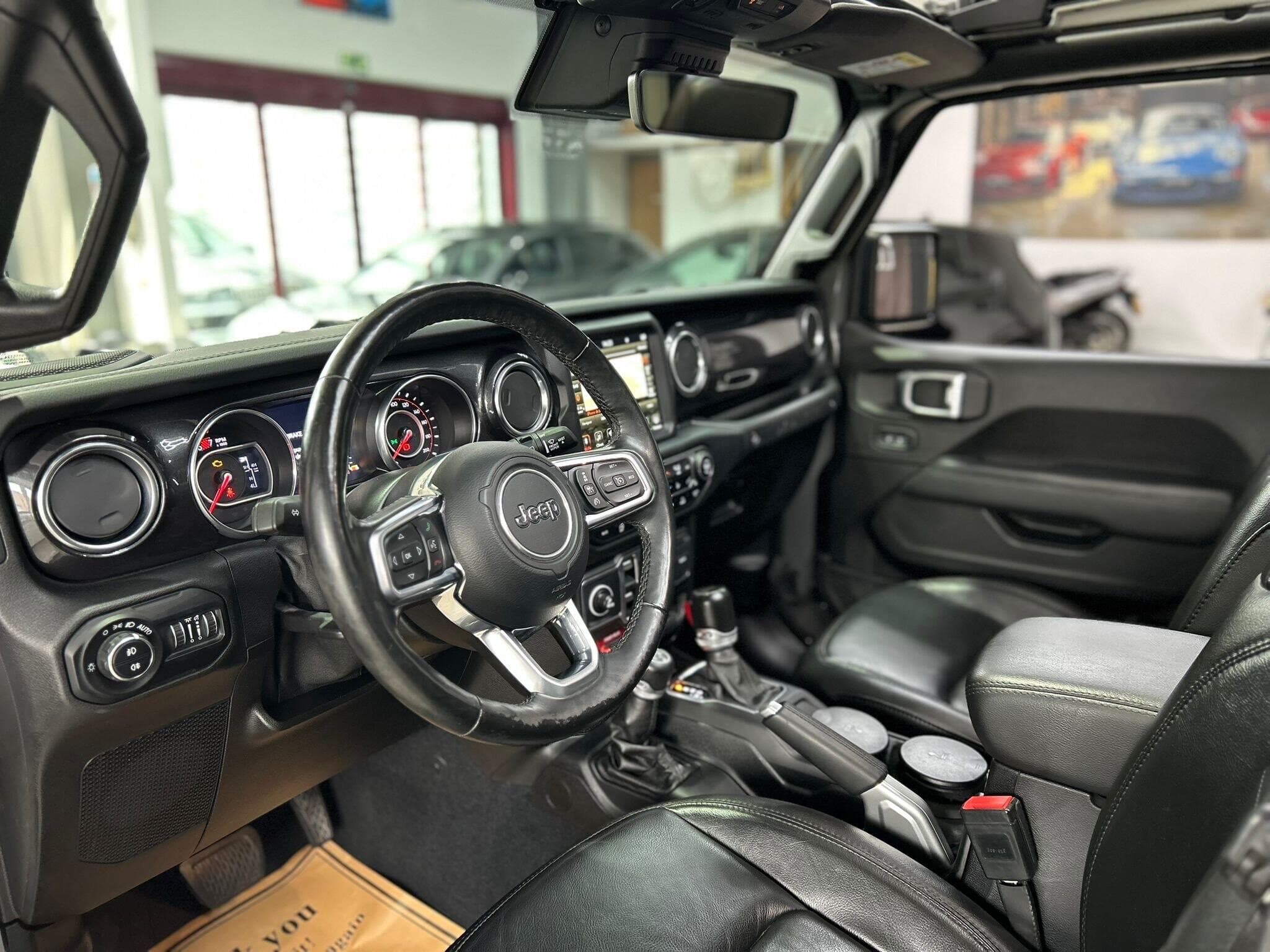 Jeep Wrangler 2 L TURBO RUBICON 270 Ps (2021) - Photo 16