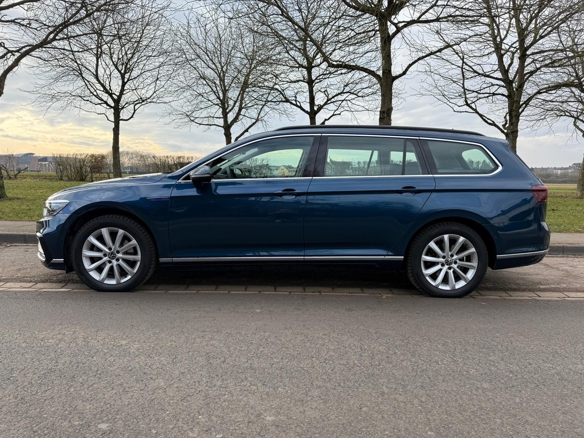VW Passat GTE Variant 1.4 plugin-hybride (2022) - Photo 6