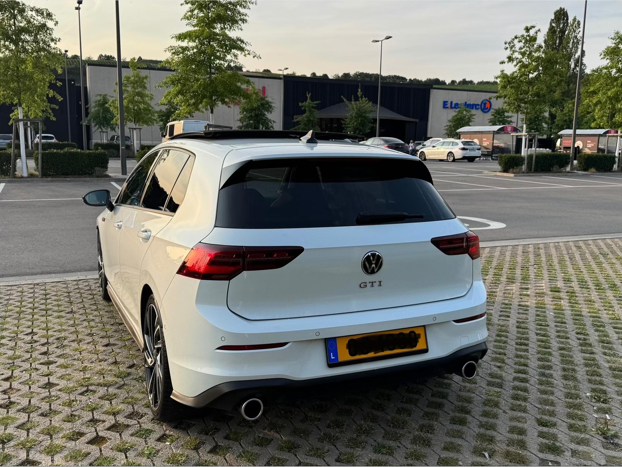 VW GTI GTI DSG 245 ch (2021) - Photo 6