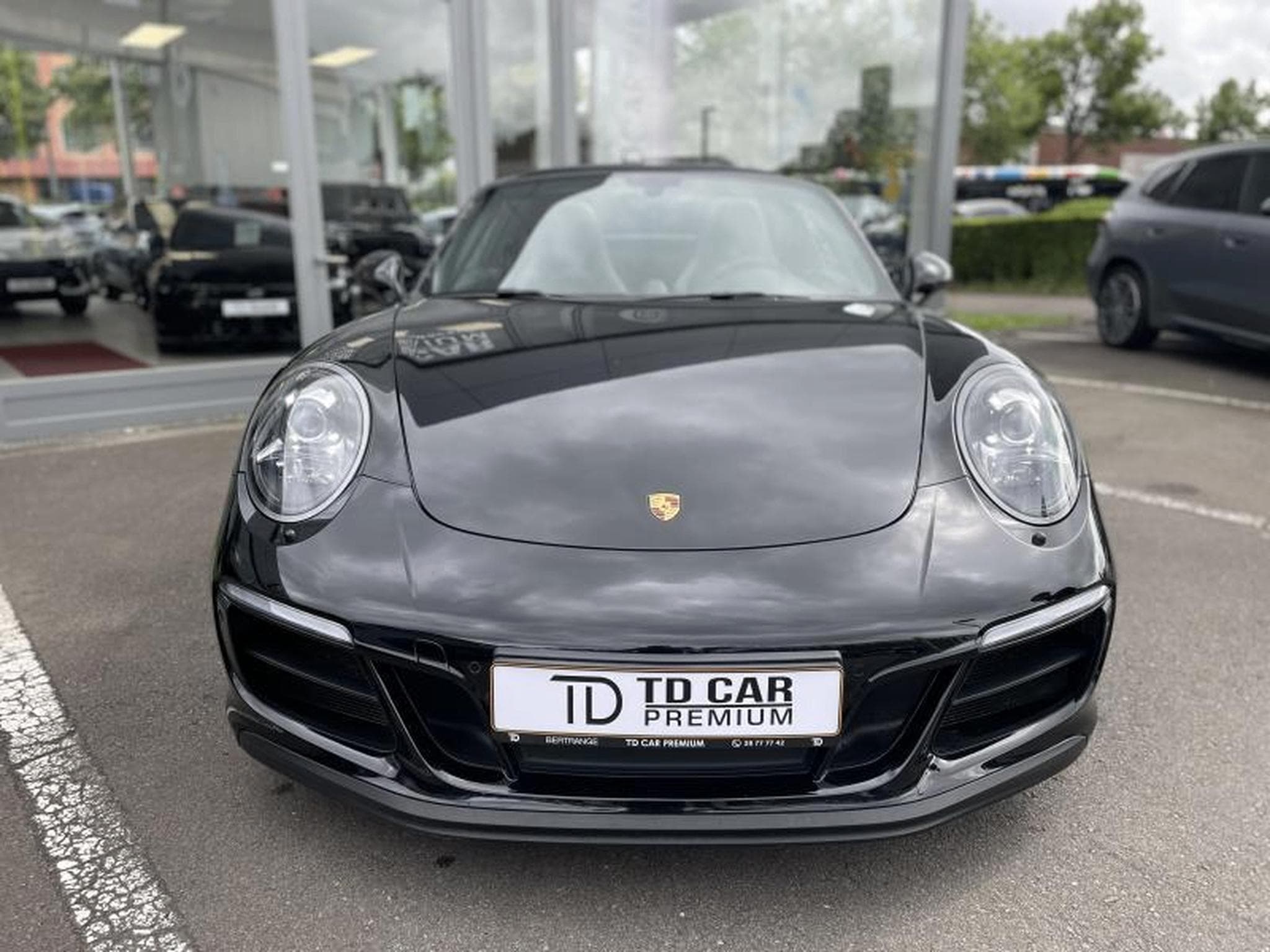 Porsche 911 TARGA 4 GTS PDK (2017) - Photo 2