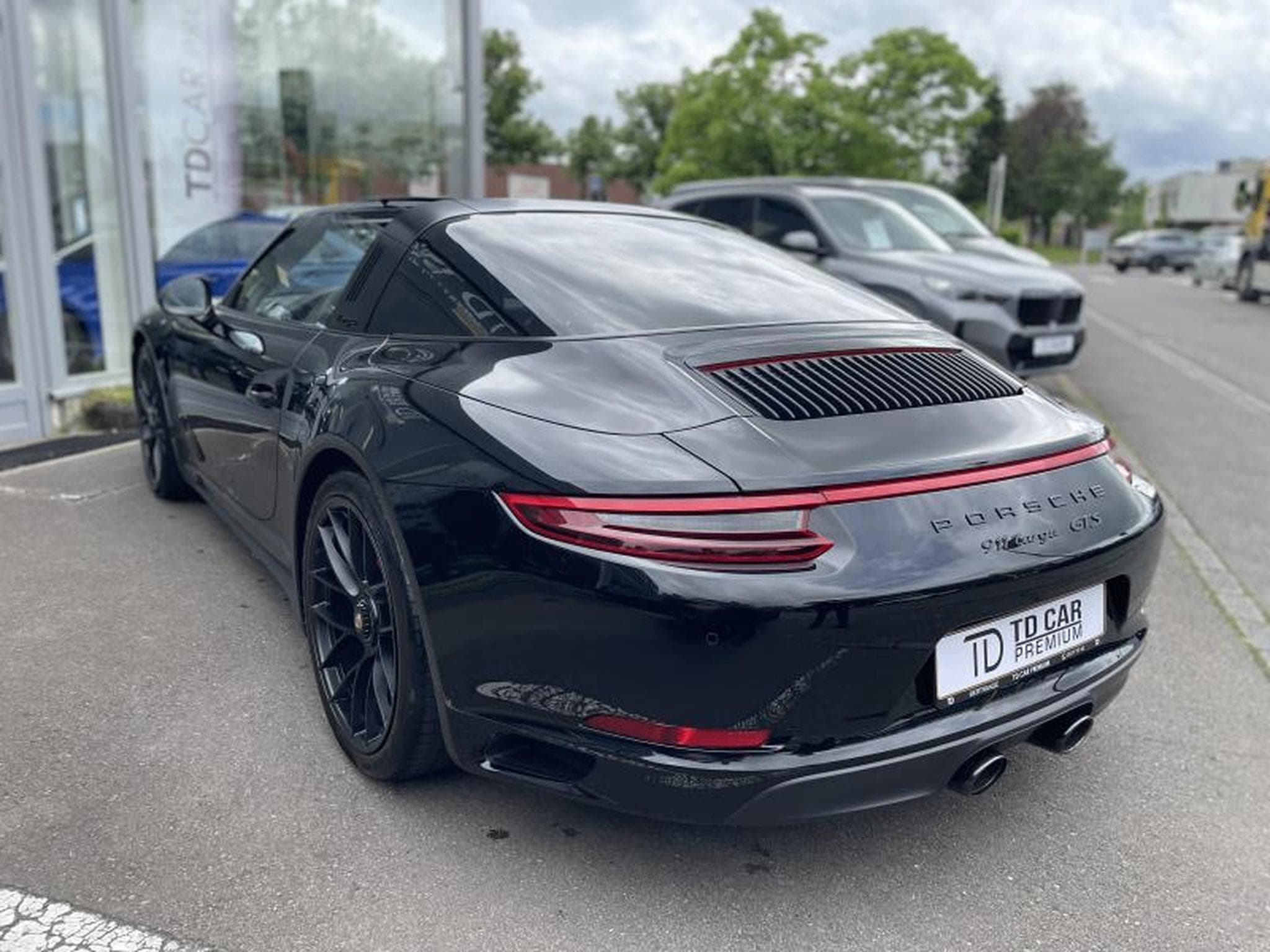 Porsche 911 TARGA 4 GTS PDK (2017) - Photo 13
