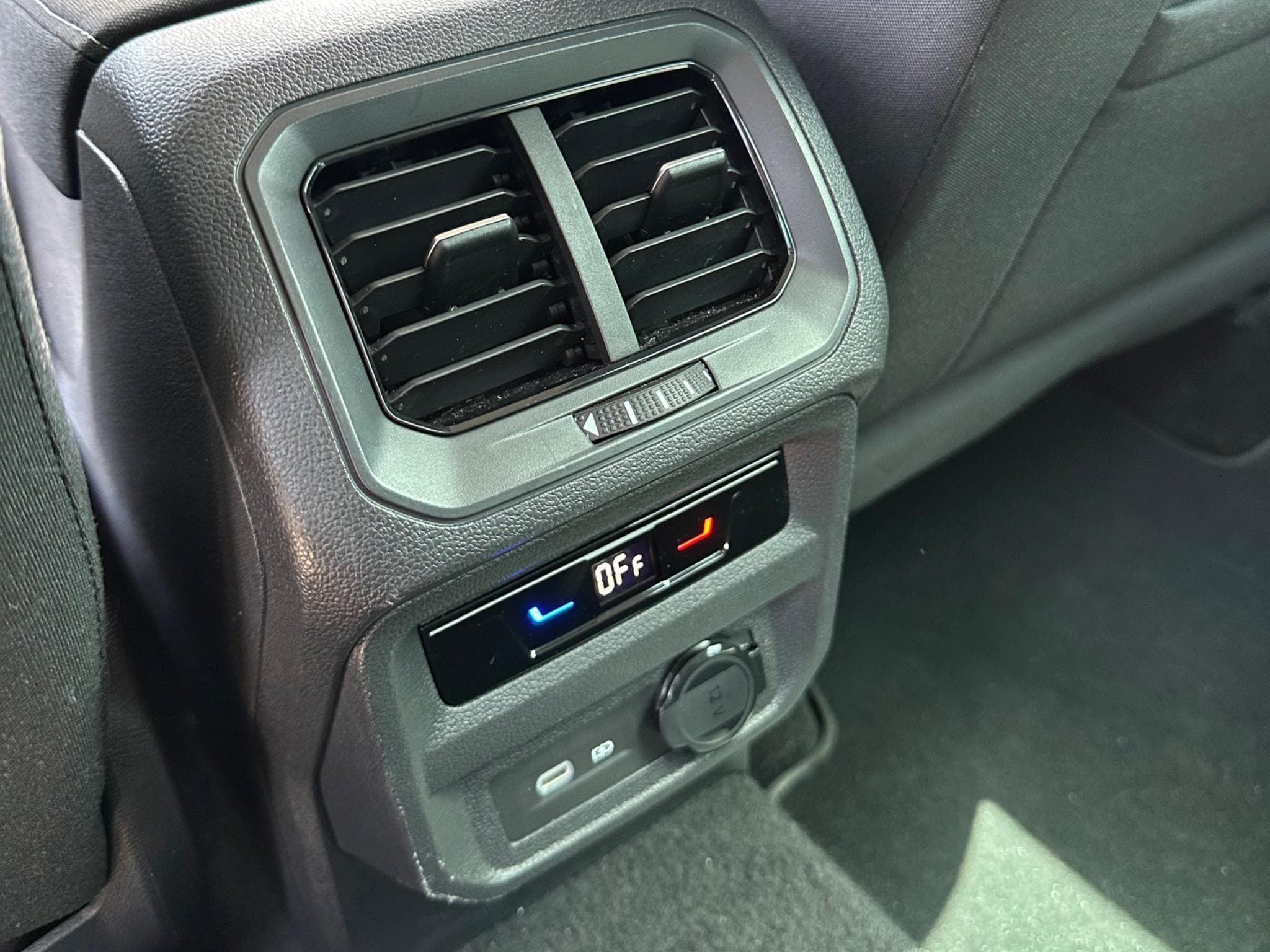 VW Tiguan VW Tiguan eHybrid 245ch DSG (2022) - Photo 9