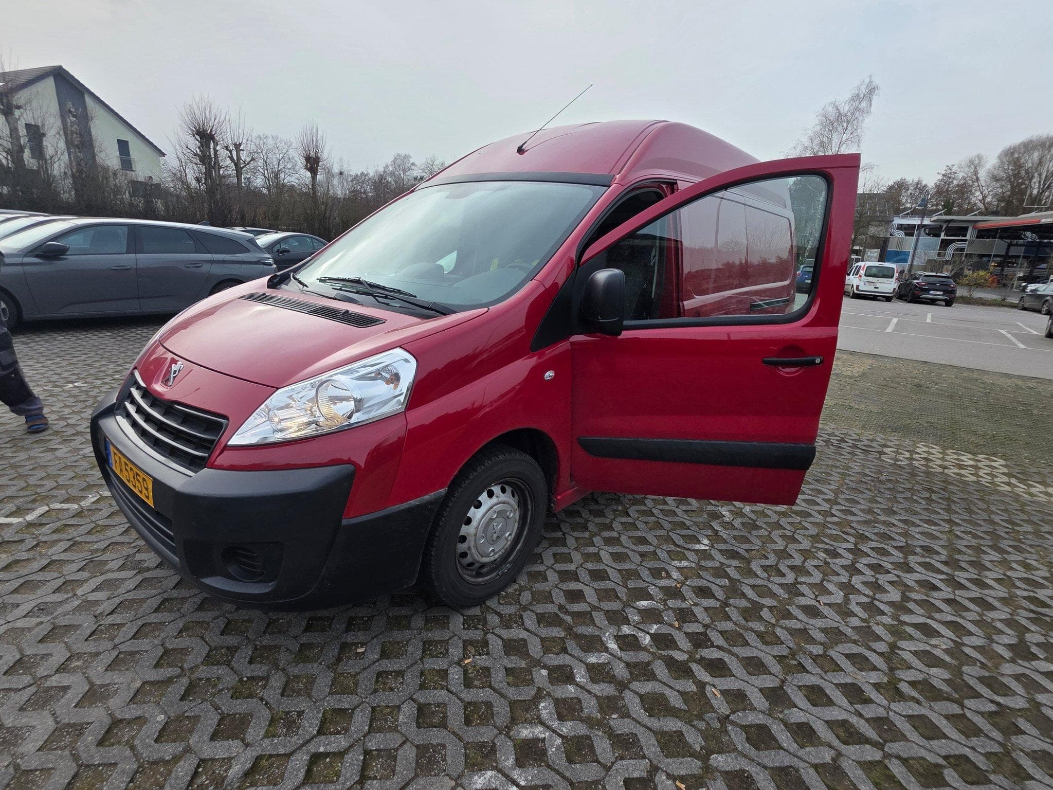 Peugeot Expert (2015) - Photo 1