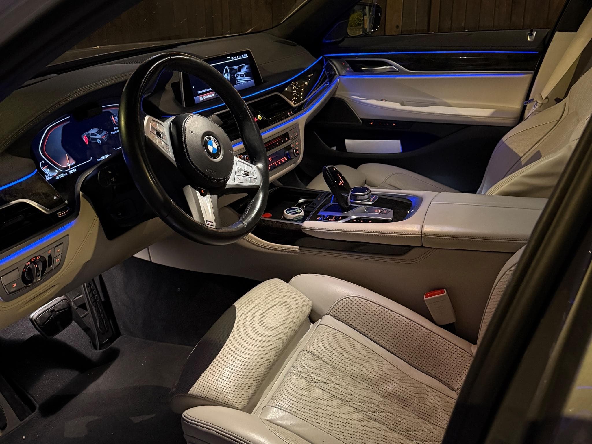 BMW 730 Sport M (2022) - Photo 3
