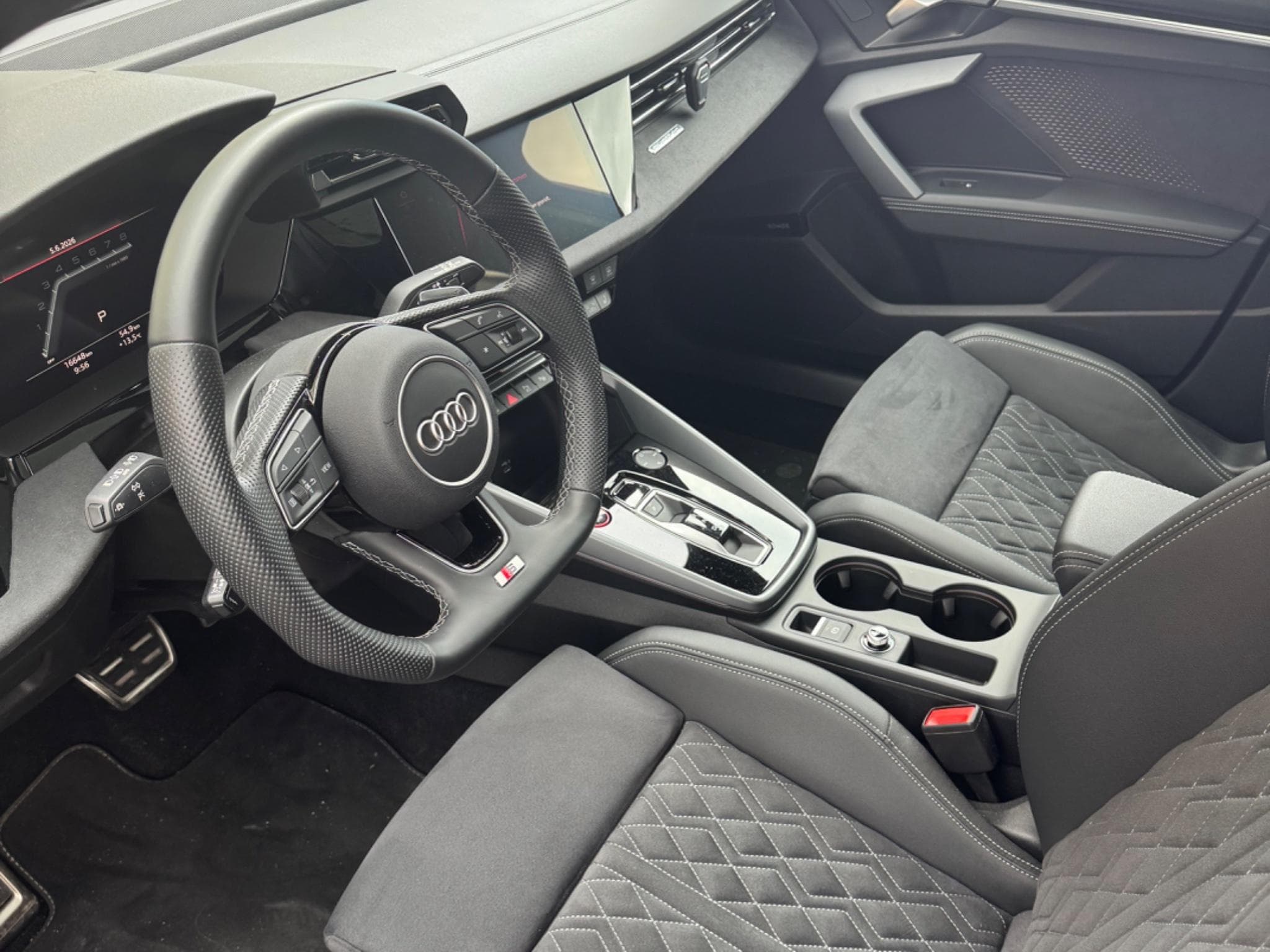 Audi S3 Sportback (2024) - Photo 5
