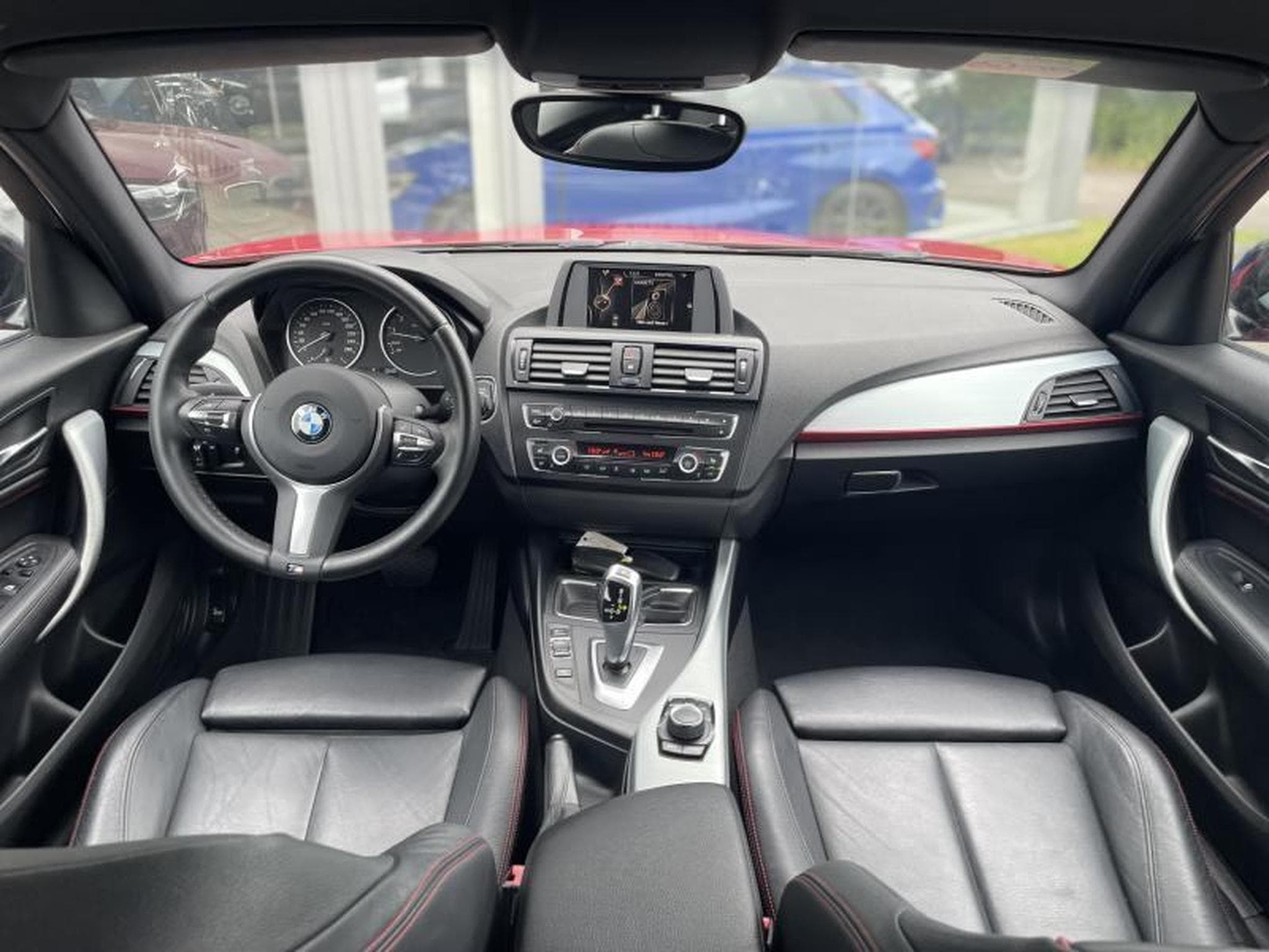 BMW 118 i Steptronic Sport-line (2014) - Photo 12