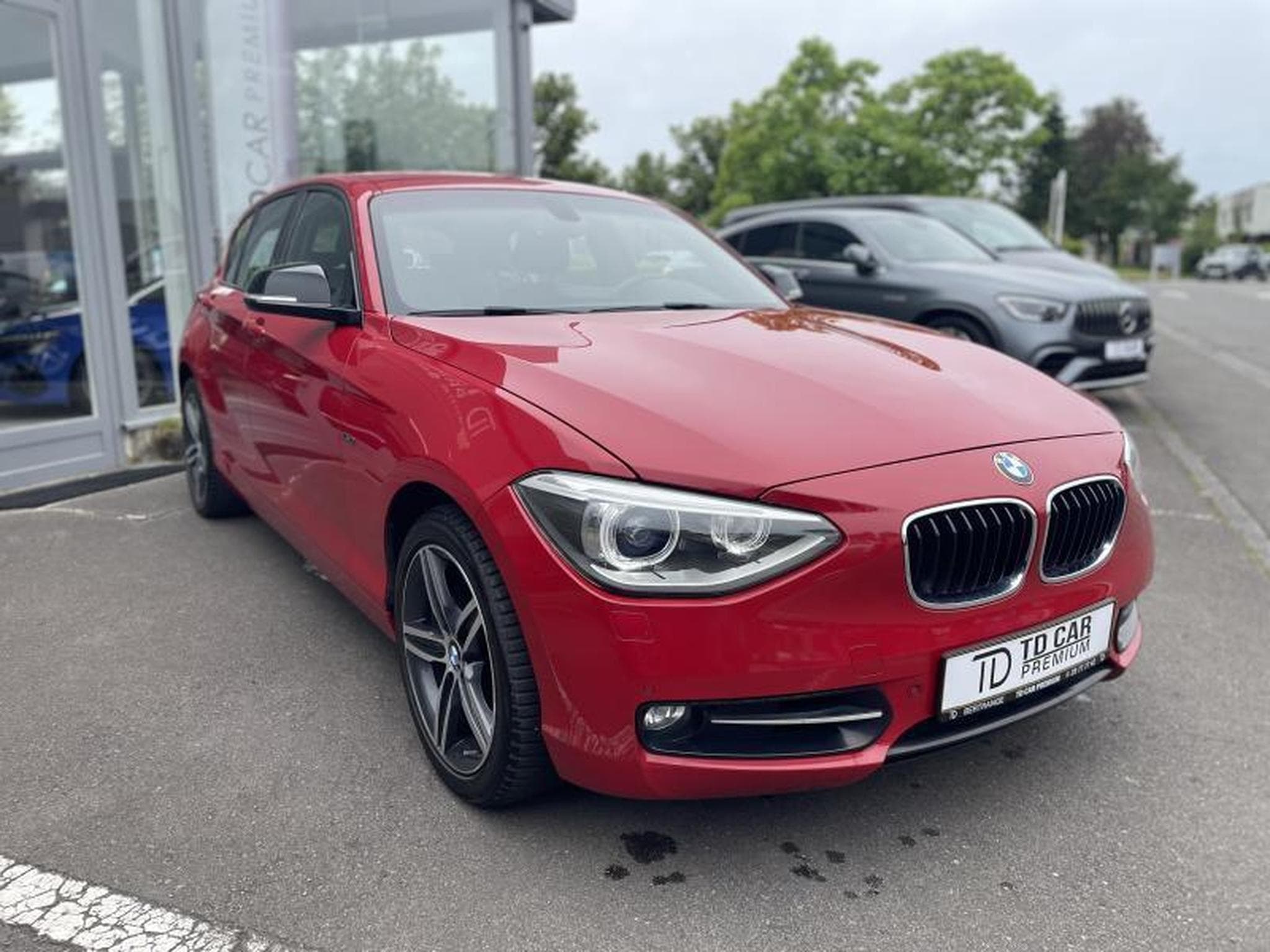 BMW 118 i Steptronic Sport-line (2014) - Photo 3