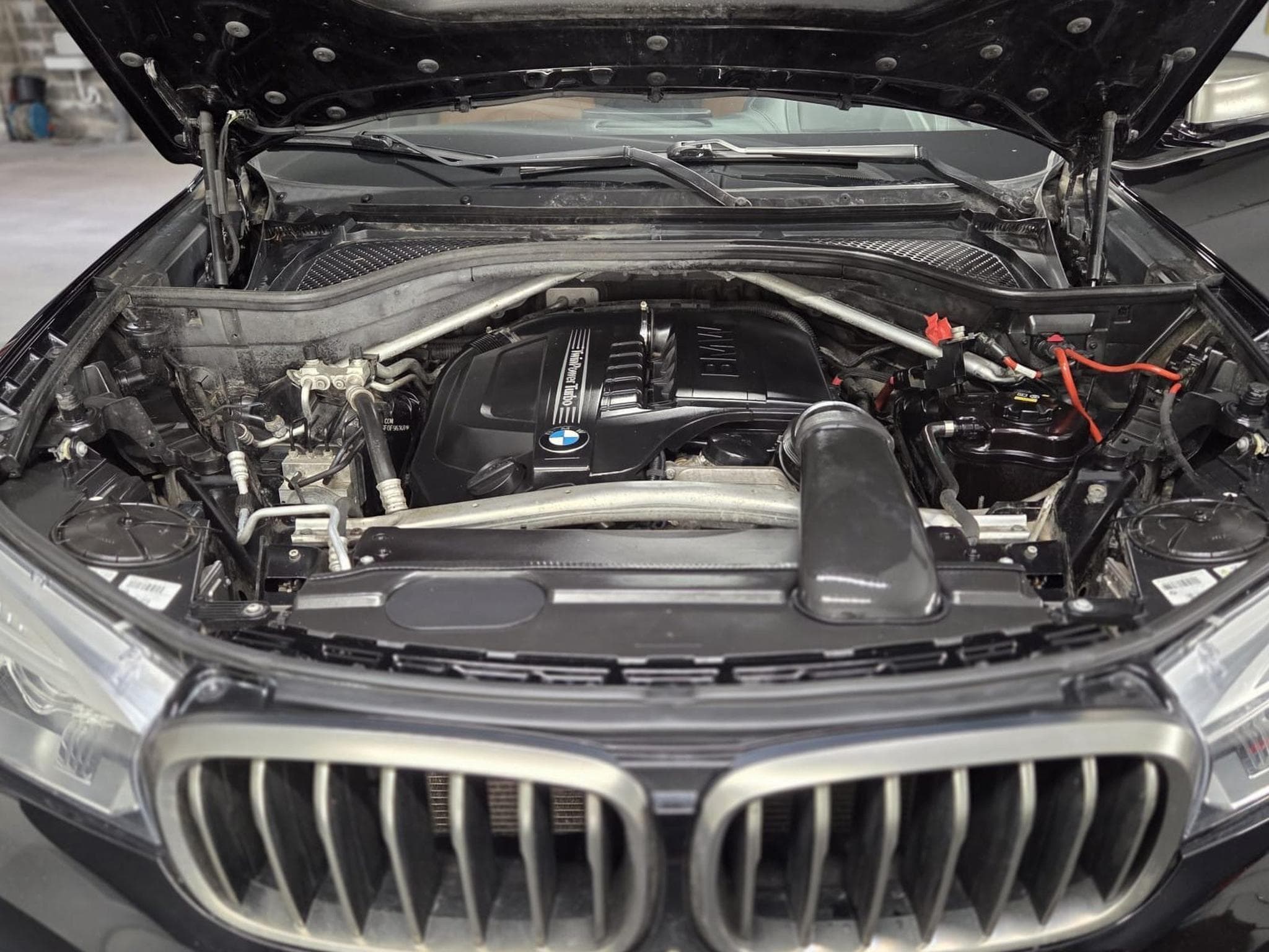 BMW X6 Invidulal x6 (2015) - Photo 4