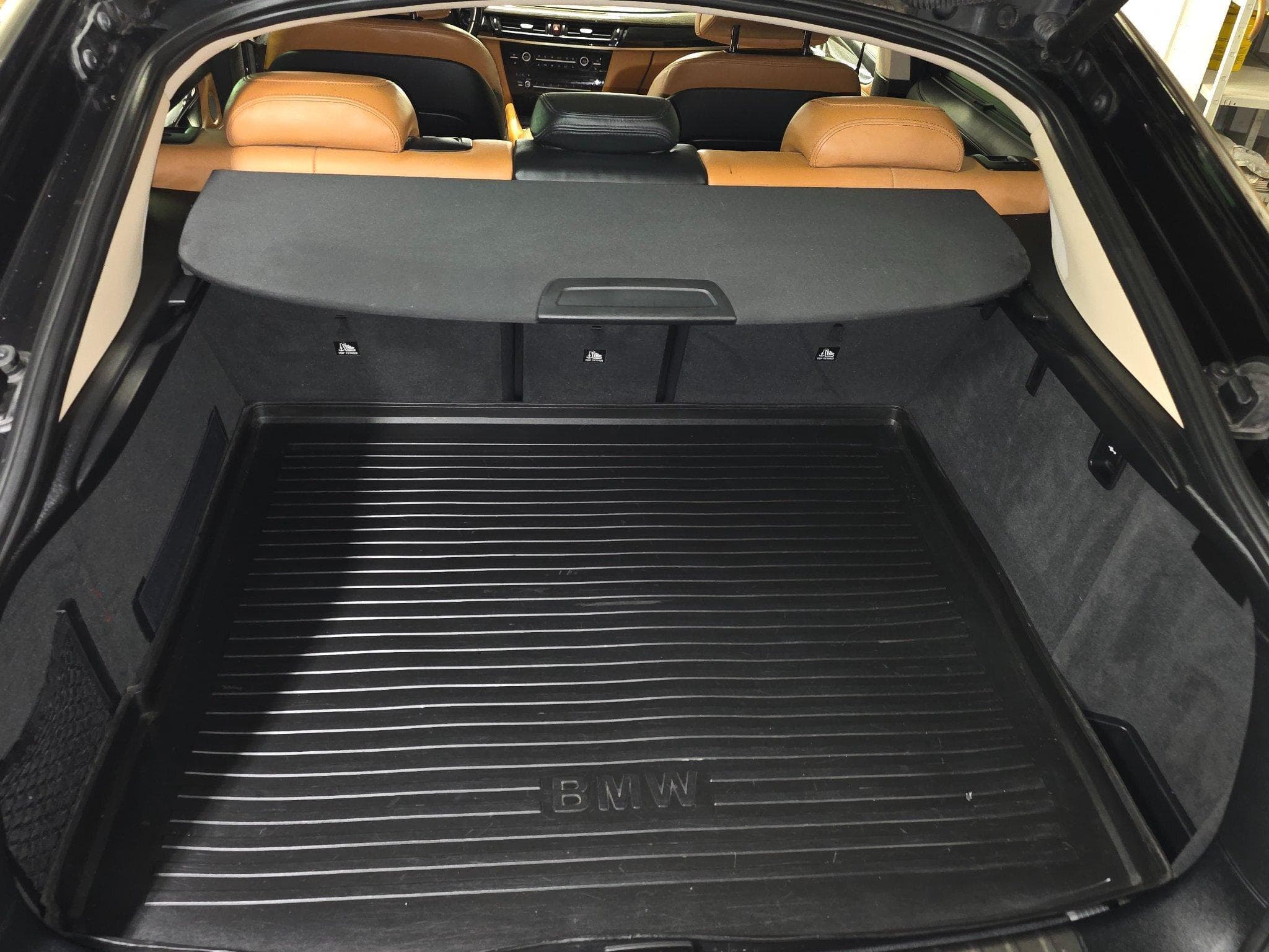 BMW X6 Invidulal x6 (2015) - Photo 10
