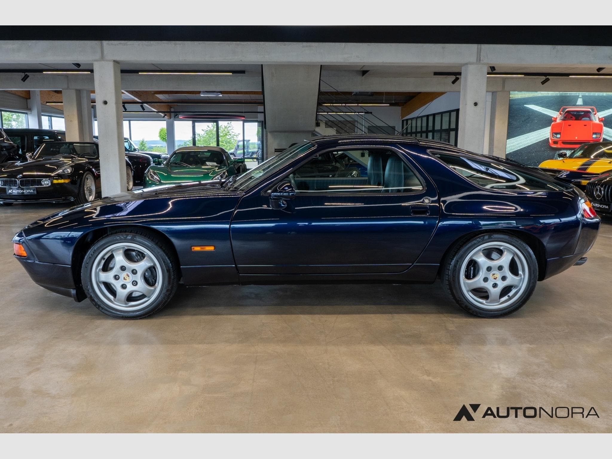 Porsche 928 GTS (1992) - Photo 7