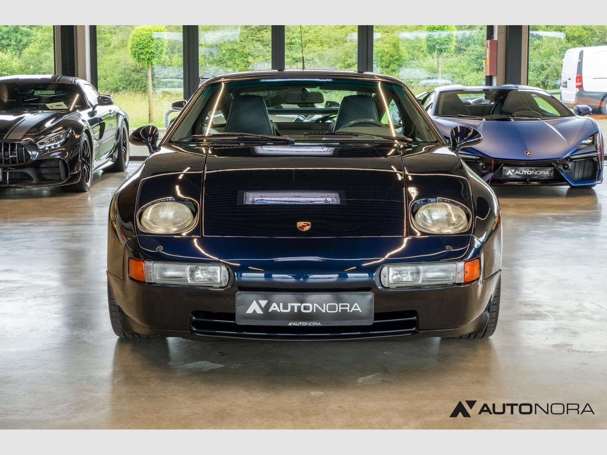 Porsche 928 GTS (1992) - Photo 5