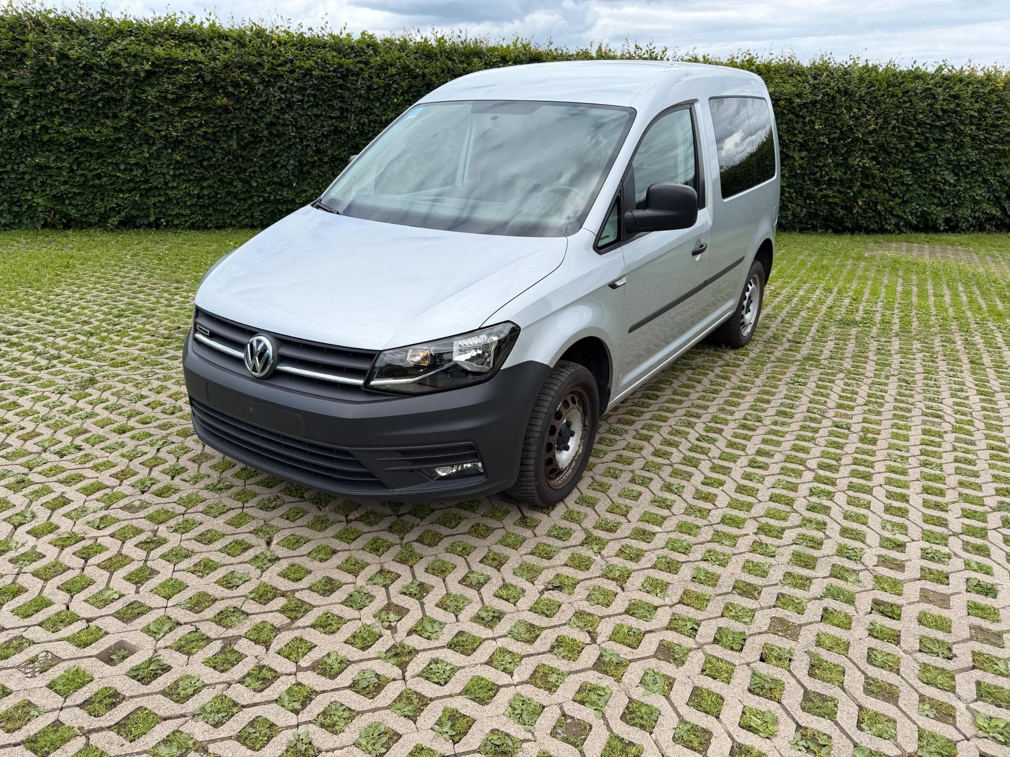 VW Caddy 2.0 TDI 122ch 4Motion (2016) - Photo 1