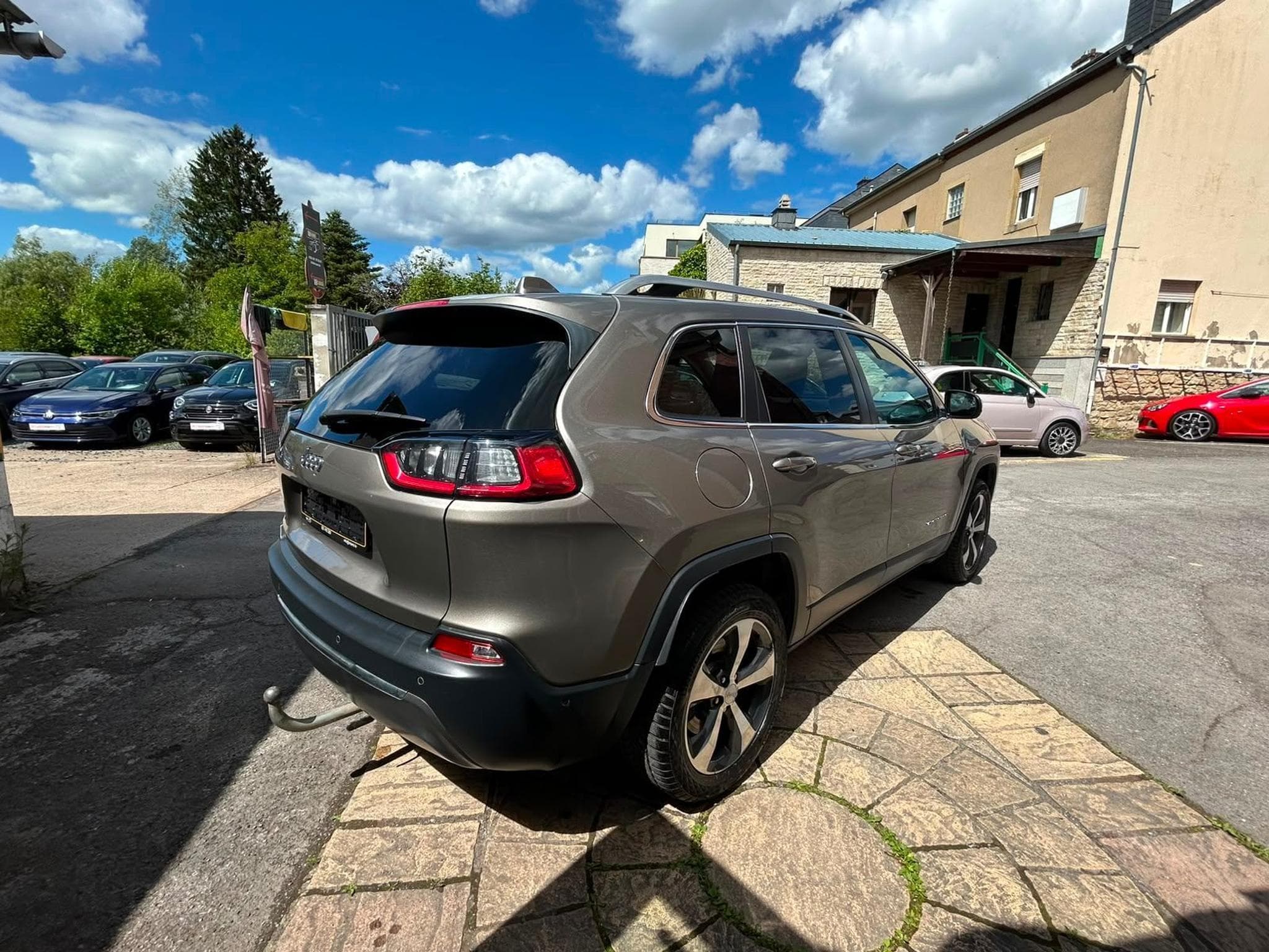 Jeep Cherokee 2.2 D 194CV 4X4 AUTOMATIQUE PANORAMA CUIR (2019) - Photo 6