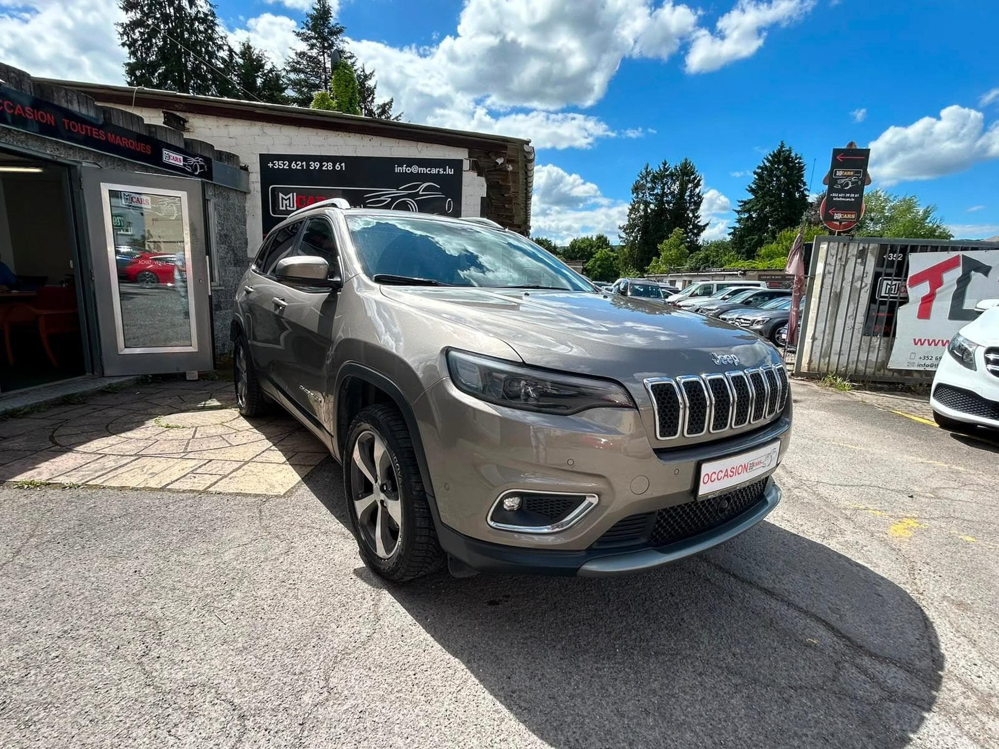 Jeep Cherokee 2.2 D 194CV 4X4 AUTOMATIQUE PANORAMA CUIR (2019) - Photo 8