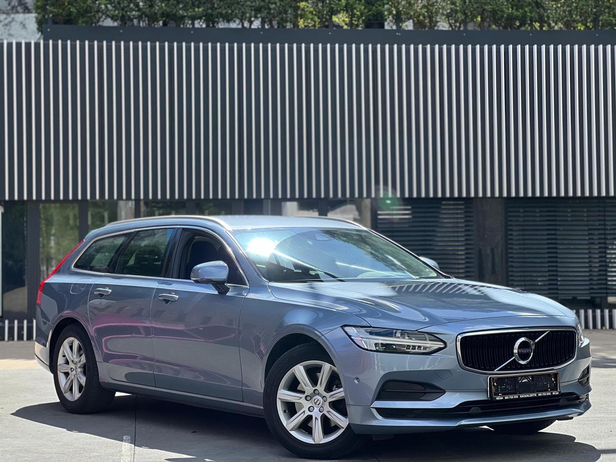 Volvo V90 Manuelle / Diesel / 190 HP (2017) - Photo 2