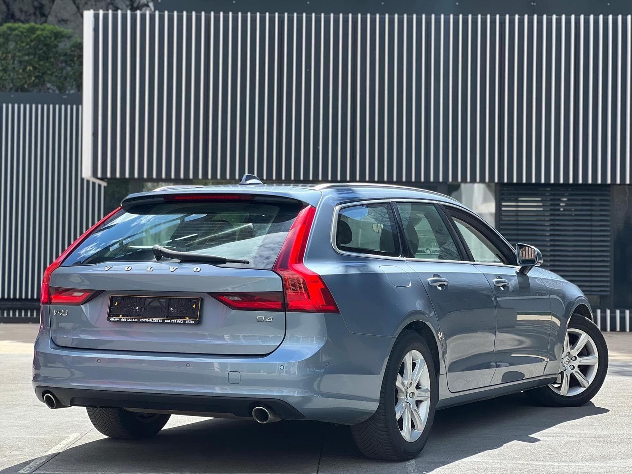 Volvo V90 Manuelle / Diesel / 190 HP (2017) - Photo 3