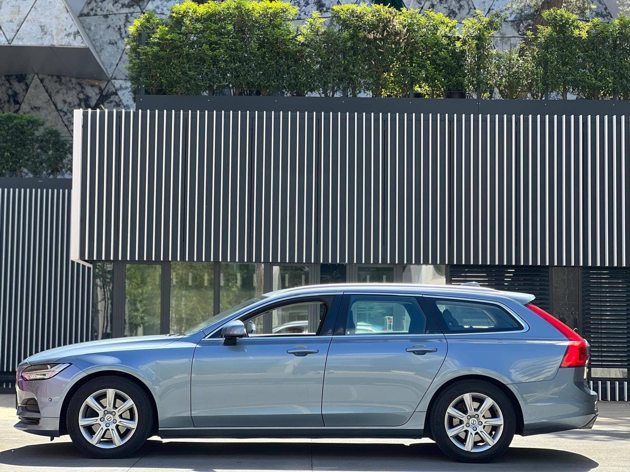 Volvo V90 Manuelle / Diesel / 190 HP (2017) - Photo 8