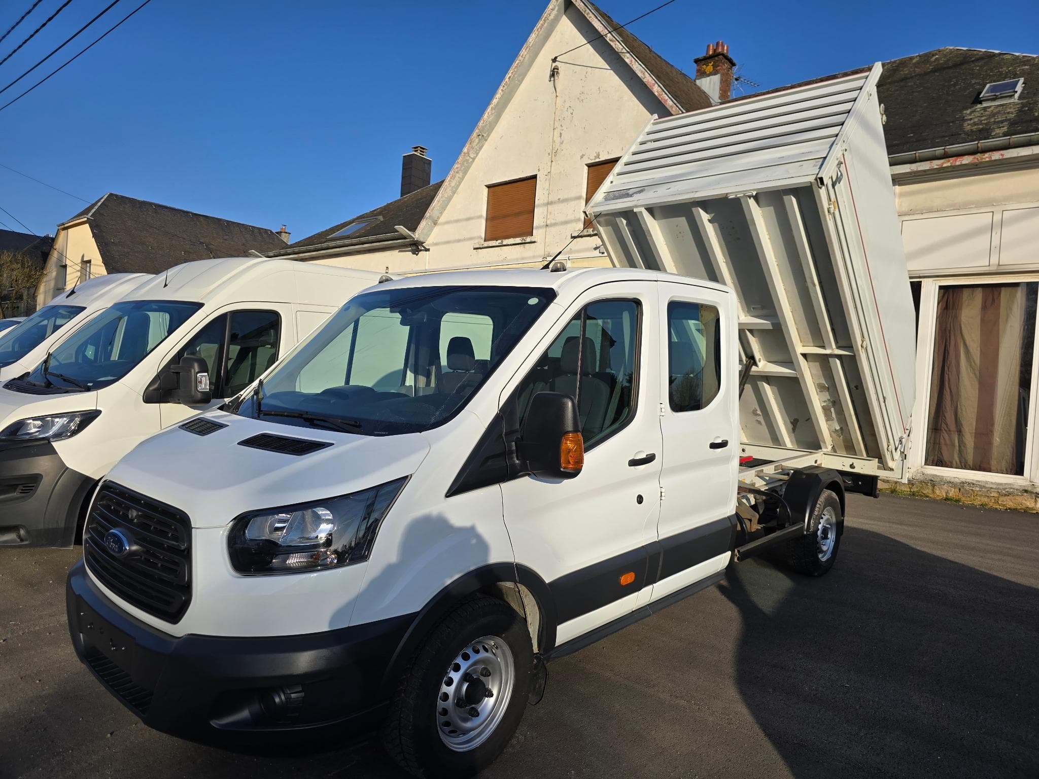Ford Transit 2T Promotion 10 jours déstockage 170 cv double cabine benne bas (2019) - Photo 1