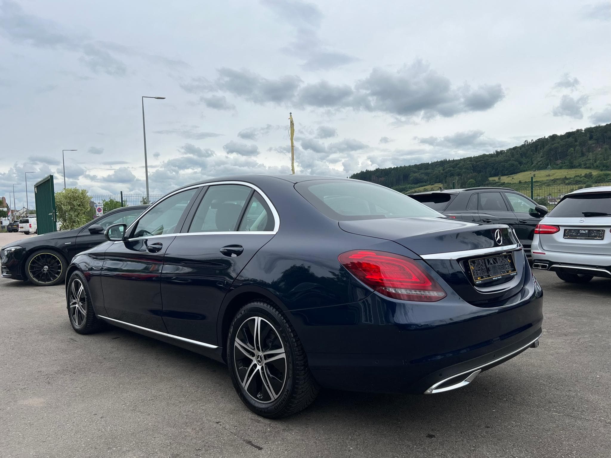 Mercedes C 200 C200d  9G-TRONIC AVANTGARDE VOLLLED FACELIFT (2019) - Photo 2