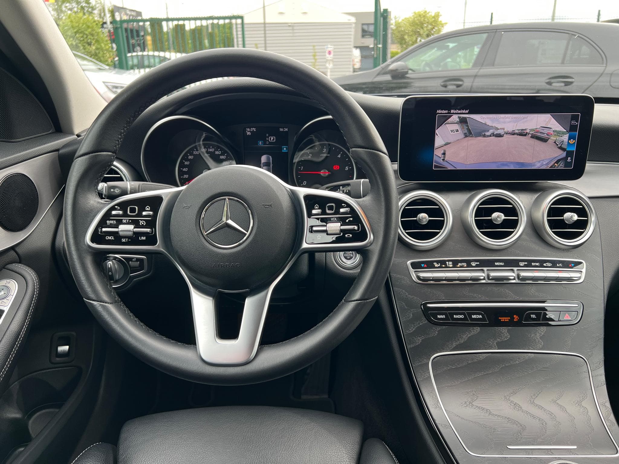 Mercedes C 200 C200d  9G-TRONIC AVANTGARDE VOLLLED FACELIFT (2019) - Photo 9