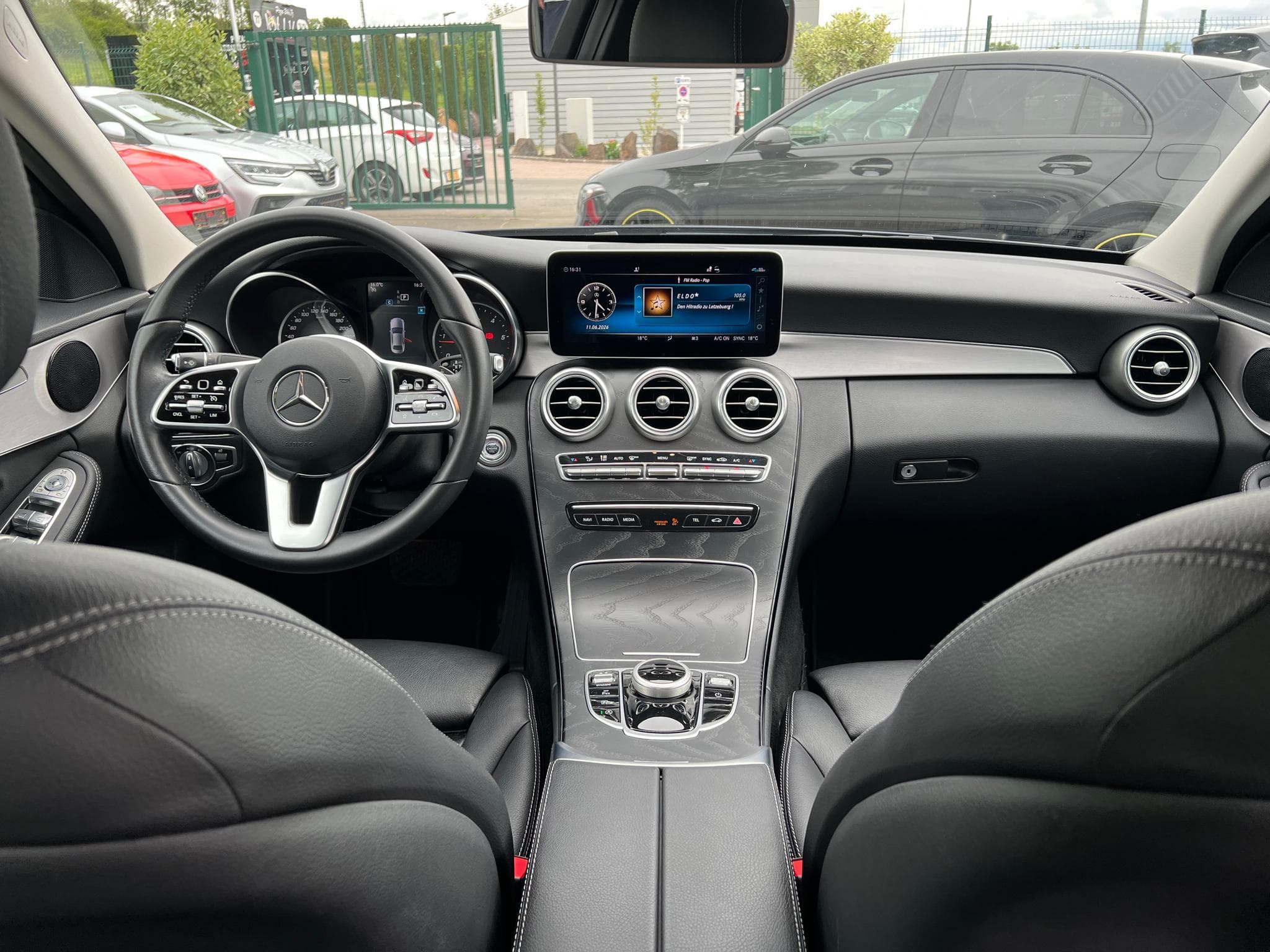 Mercedes C 200 C200d  9G-TRONIC AVANTGARDE VOLLLED FACELIFT (2019) - Photo 8