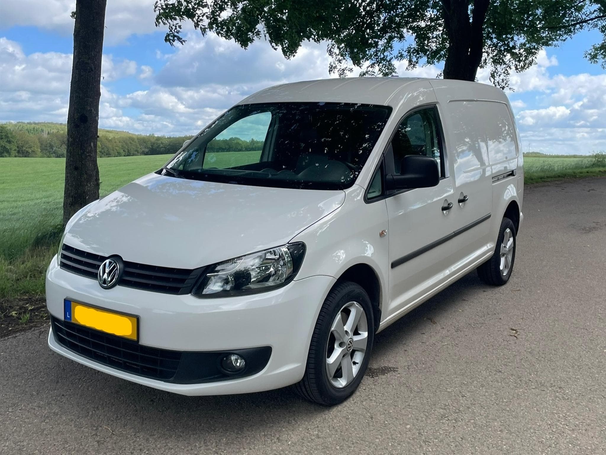 VW Caddy 2.0 Tdi 140 ps 4Motion DSG Maxi (2013) - Photo 1