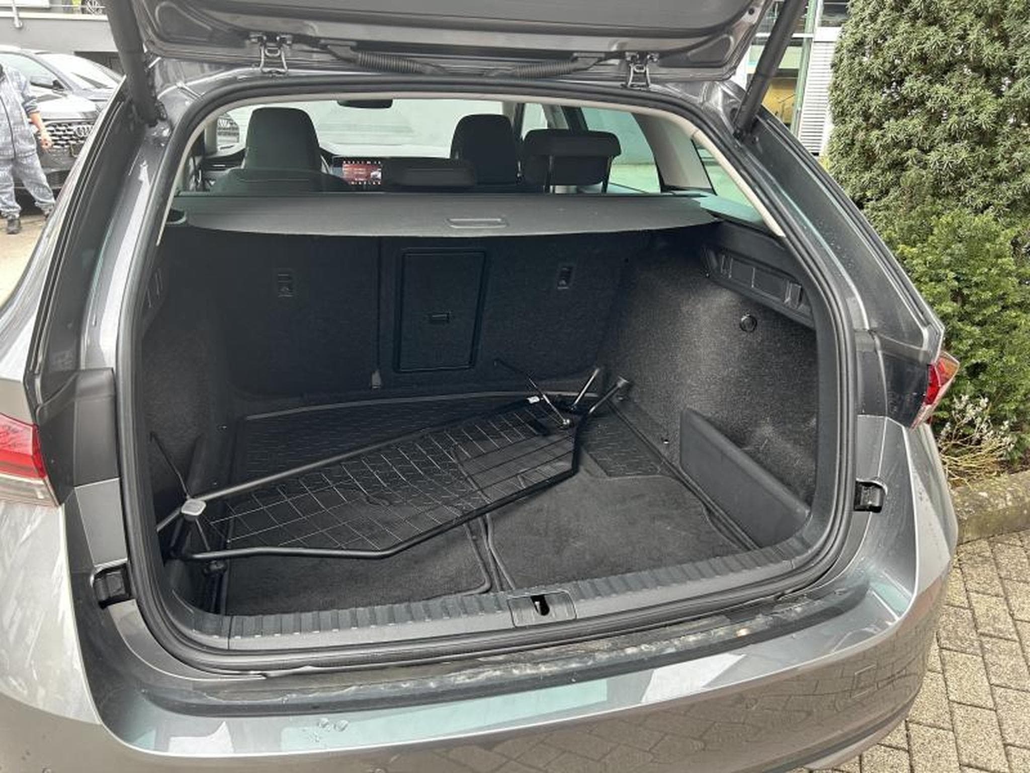 Skoda Octavia Selection (2024) - Photo 11