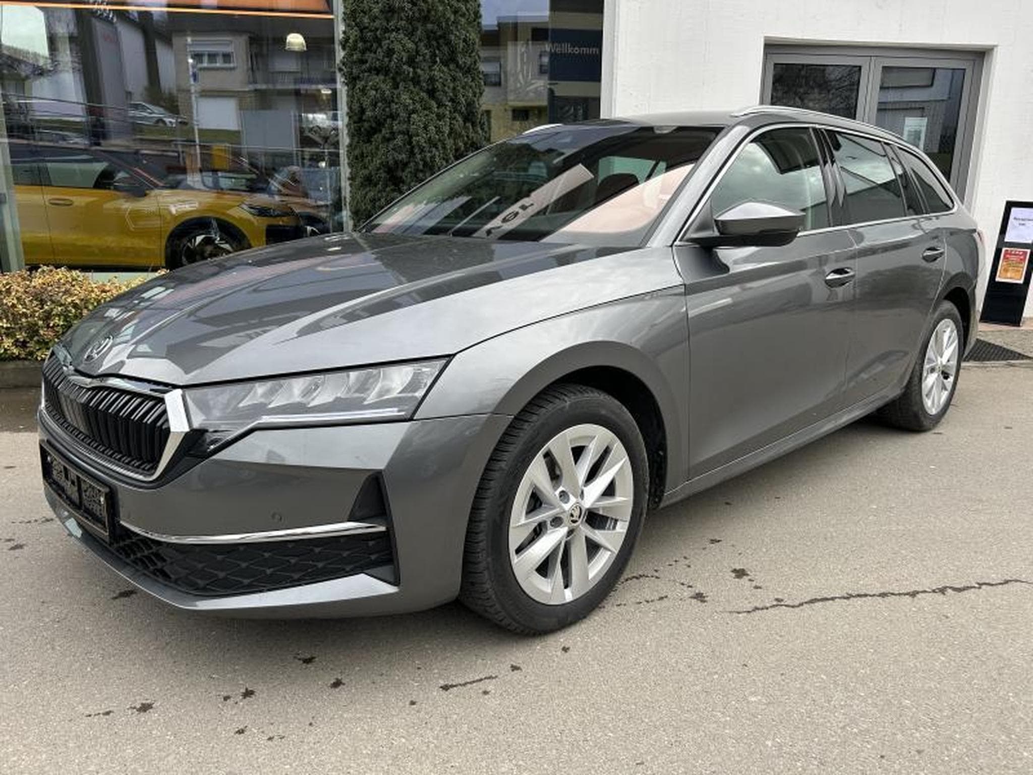 Skoda Octavia Selection (2024) - Photo 4