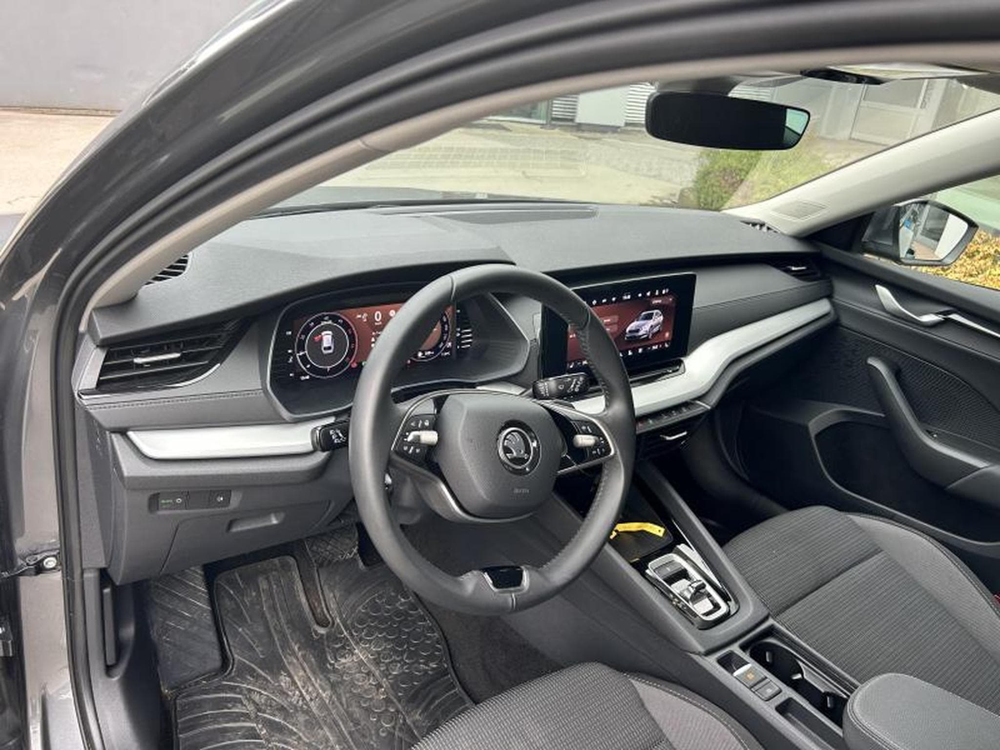 Skoda Octavia Selection (2024) - Photo 8