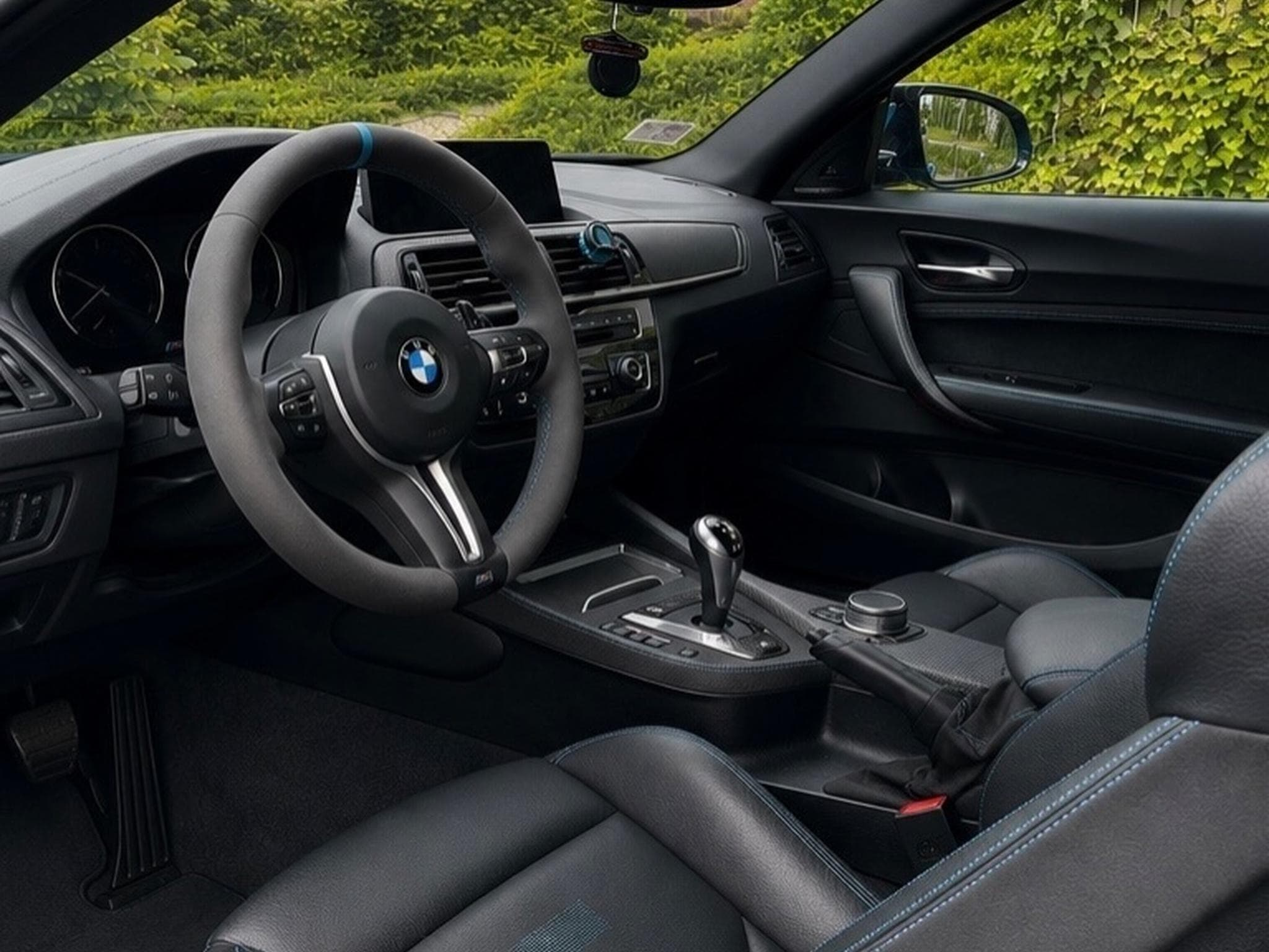 BMW M2 Competition (2019) - Photo 8