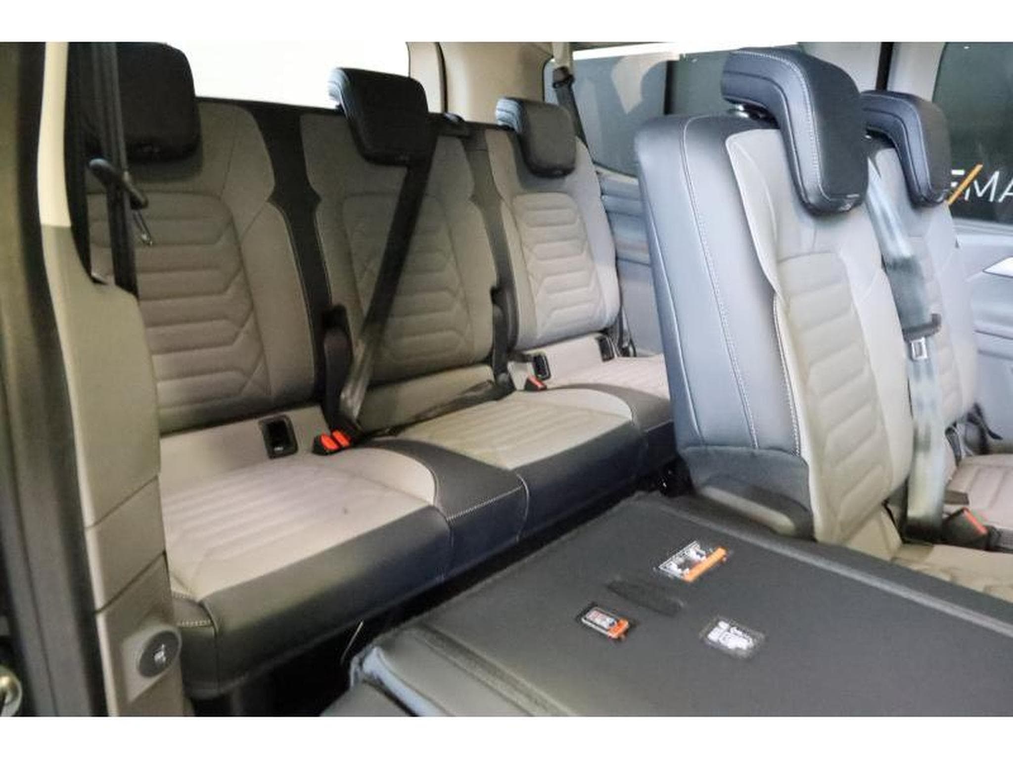 VW T7 Style Court (2026) - Photo 10
