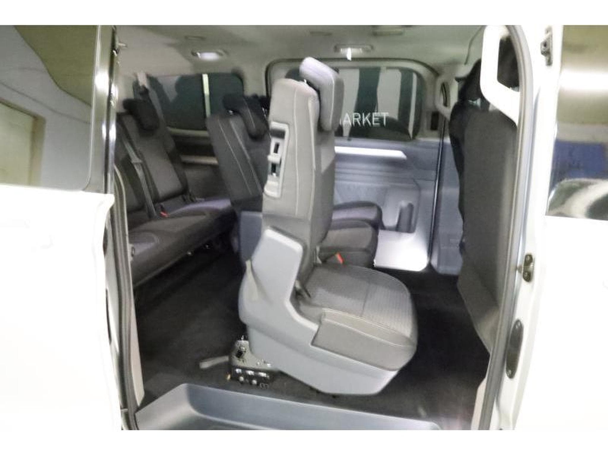 VW T7 Style Court 9P (2026) - Photo 5