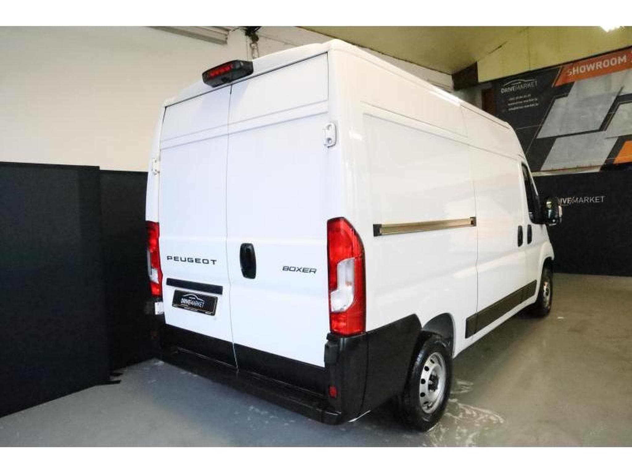 Peugeot Boxer 335 L2H2 Kam PDC DAB Temp BT (2024) - Photo 11